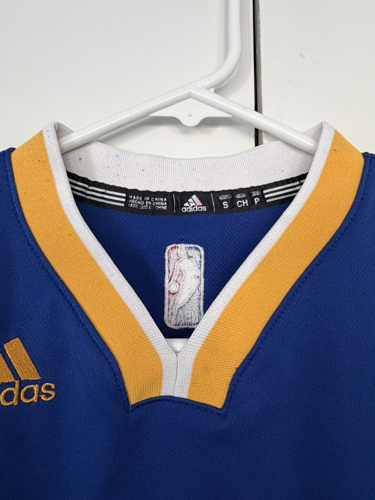 Adidas ADIDAS GOLDEN STATE WARRIORS CURRY #30 JERSEY NBA YOUTH KIDS Size US XS / EU 42 / 0 - 4 Thumbnail