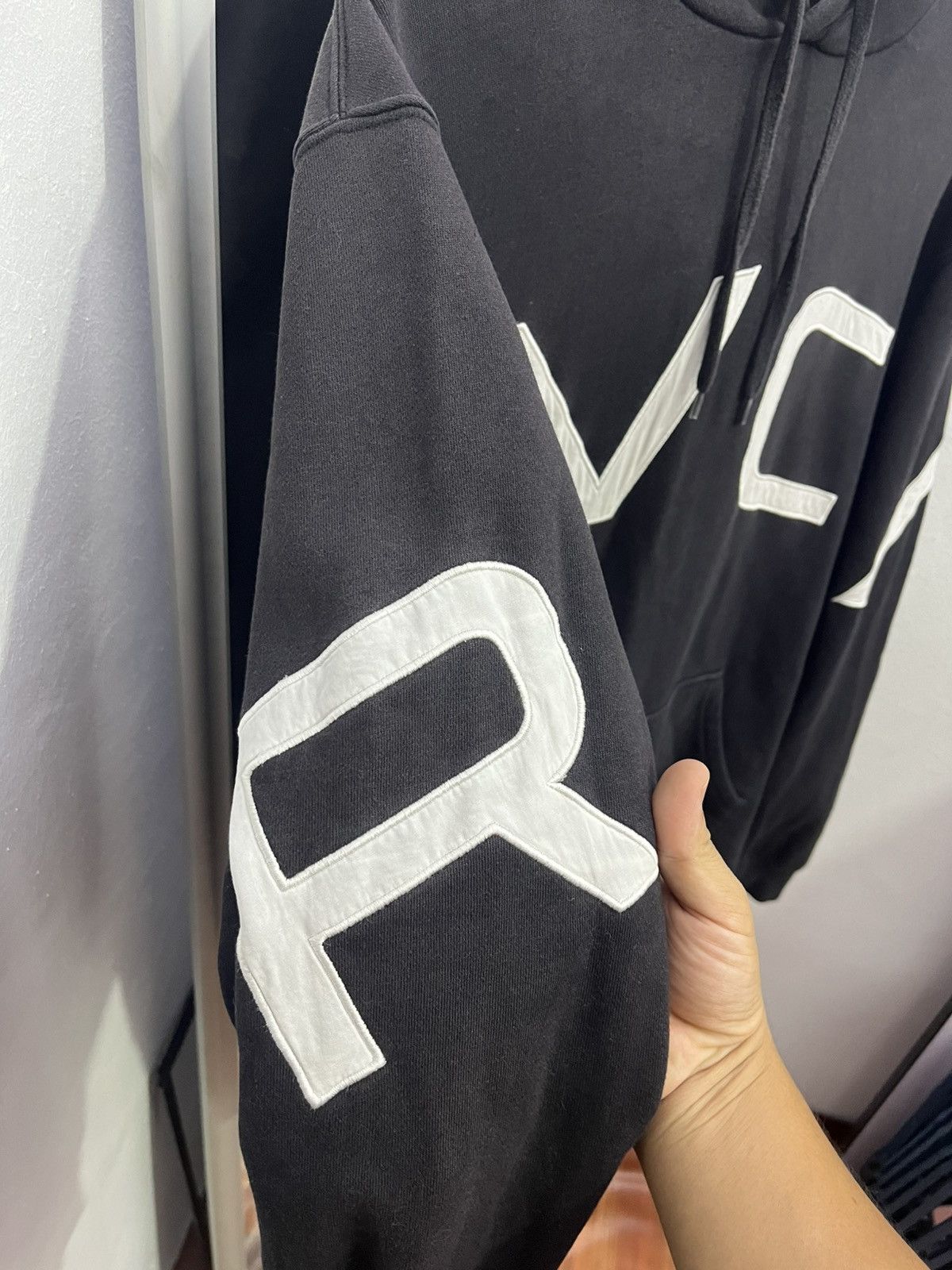 RVCA RVCA Big Logo Pullover Hoodie Black Oversize Size US L / EU 52-54 / 3 - 4 Thumbnail