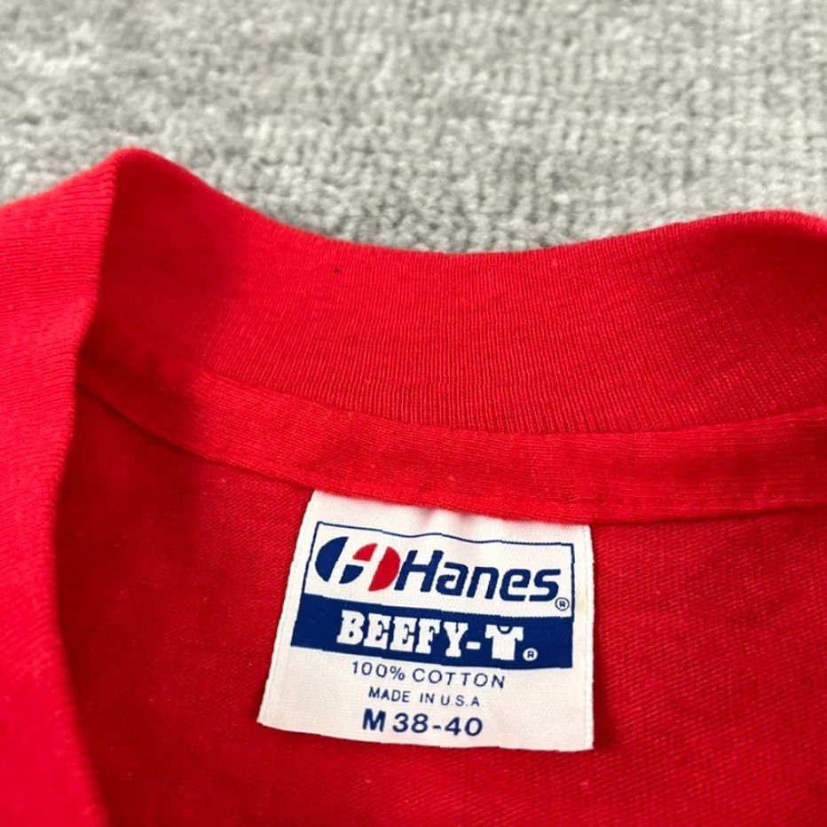 Hanes VINTAGE Kansas University Jayhawks Hanes Beefy-T Shirt Adult Mens Small Red Beak Em Graphic 1985 Size US M / EU 48-50 / 2 - 5 Thumbnail