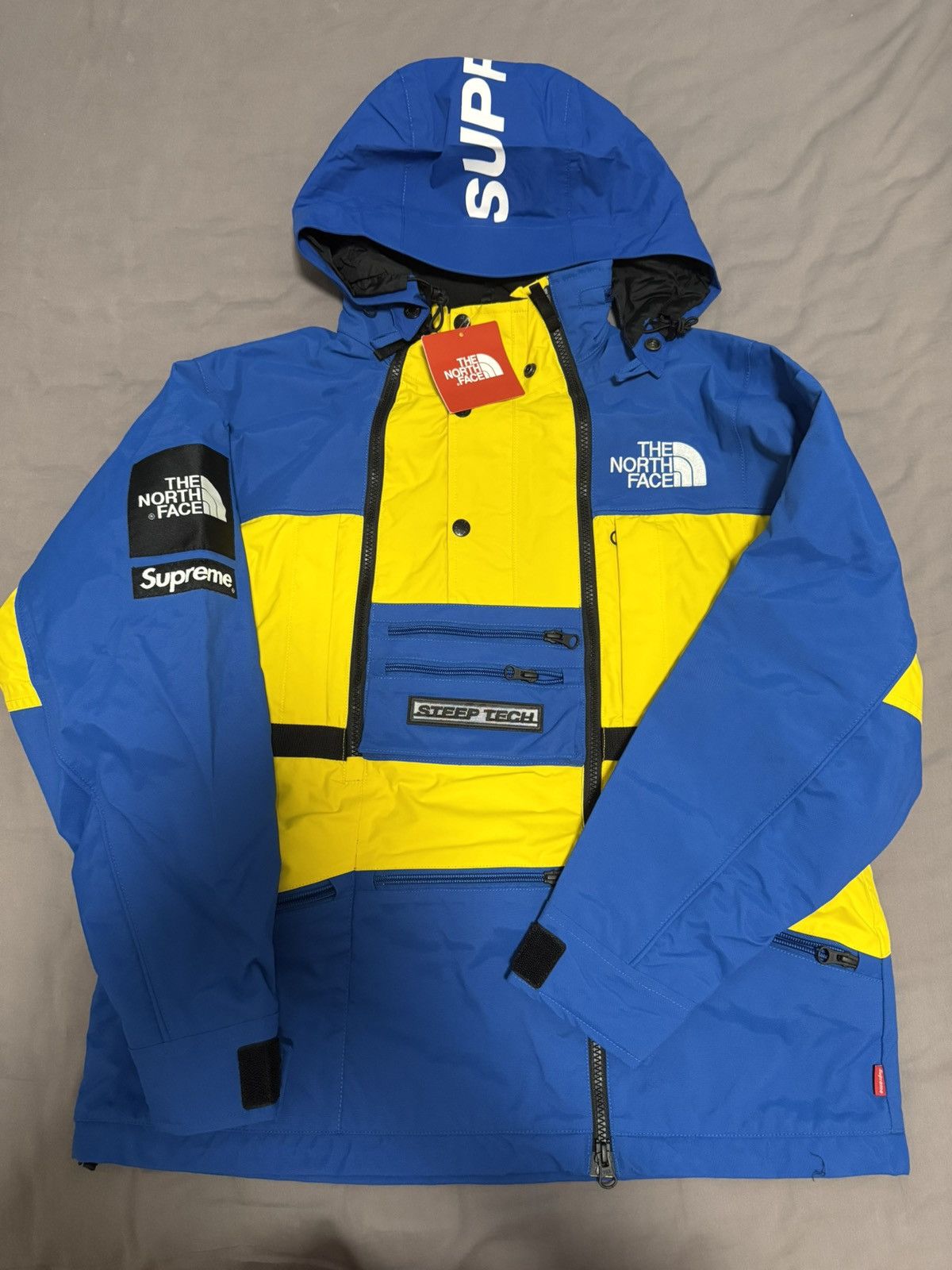 Supreme × The North Face Supreme tnf steep tech north face hooded jacket royal Size US S / EU 44-46 / 1 - 1 Thumbnail