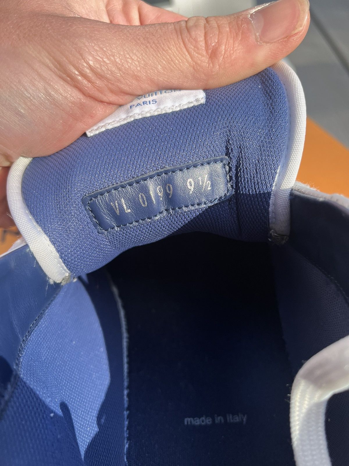 Louis Vuitton × Virgil Abloh Louis Vuitton Virgil abloh sneakers rare colour way Size US 9.5 / EU 42-43 - 11 Thumbnail