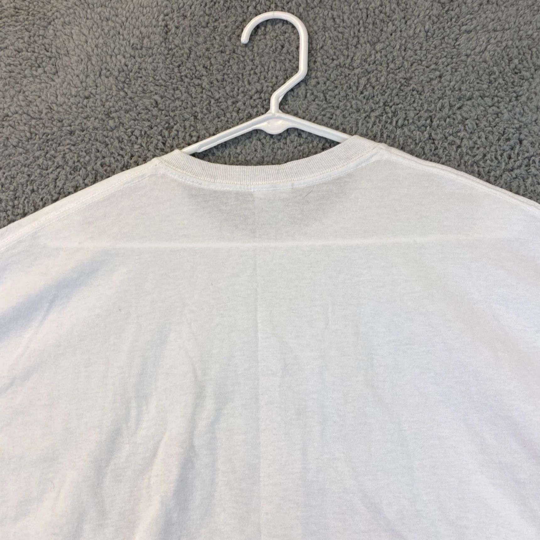 Gildan GILDAN Essentials Logo T-Shirt White Adult Large Short Sleeve Regular Fit Mens Size US L / EU 52-54 / 3 - 7 Thumbnail