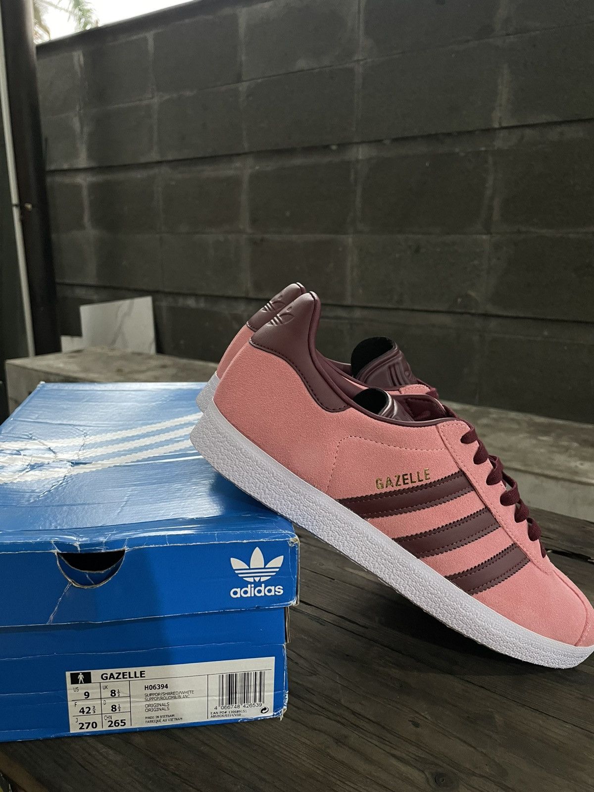 Adidas ADIDAS GAZELLE SUPER POP PINK Size US 9 / EU 42 - 4 Thumbnail