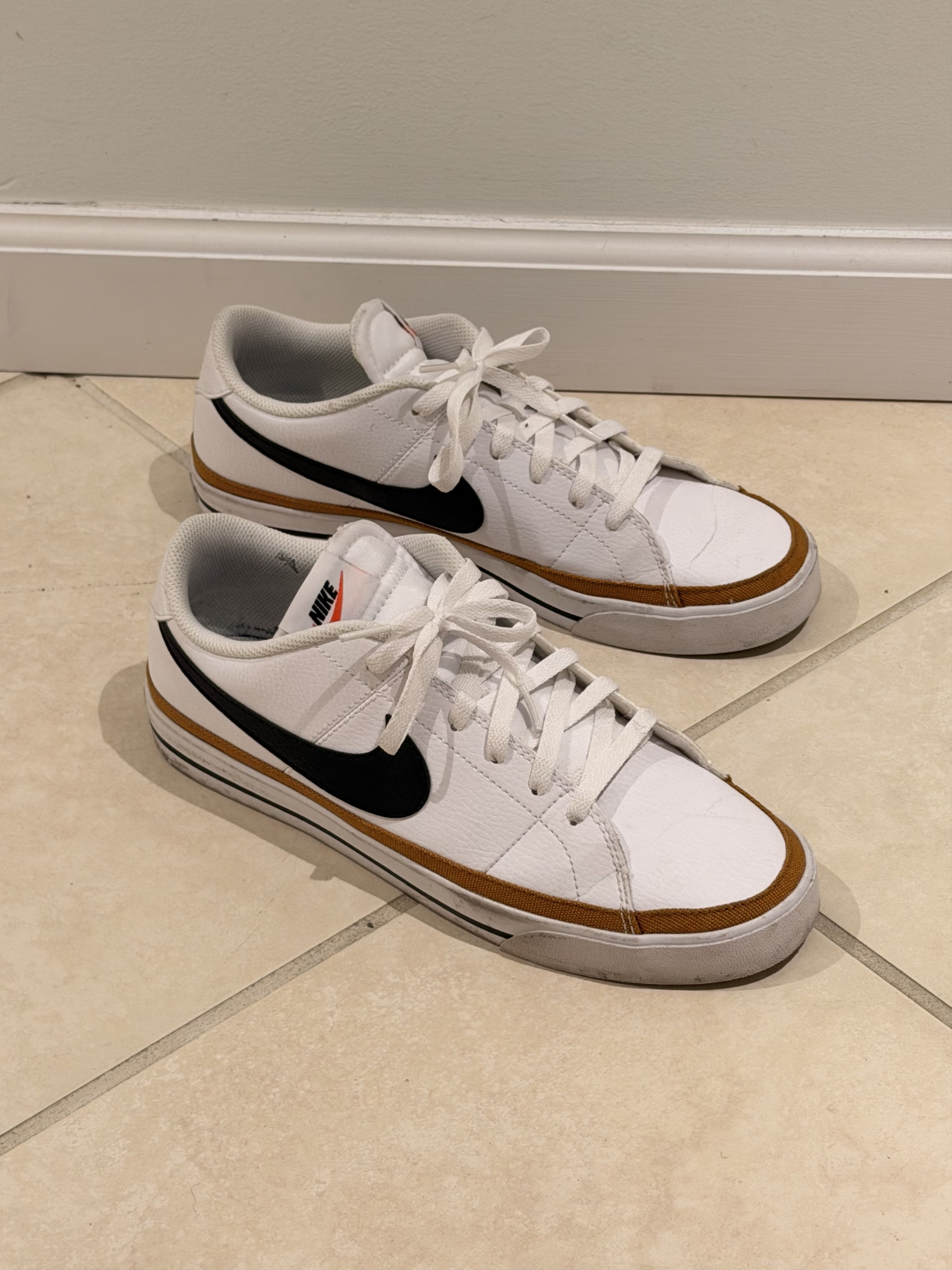 Nike Nike Court Royale Size US 10 / EU 43 - 1 Preview