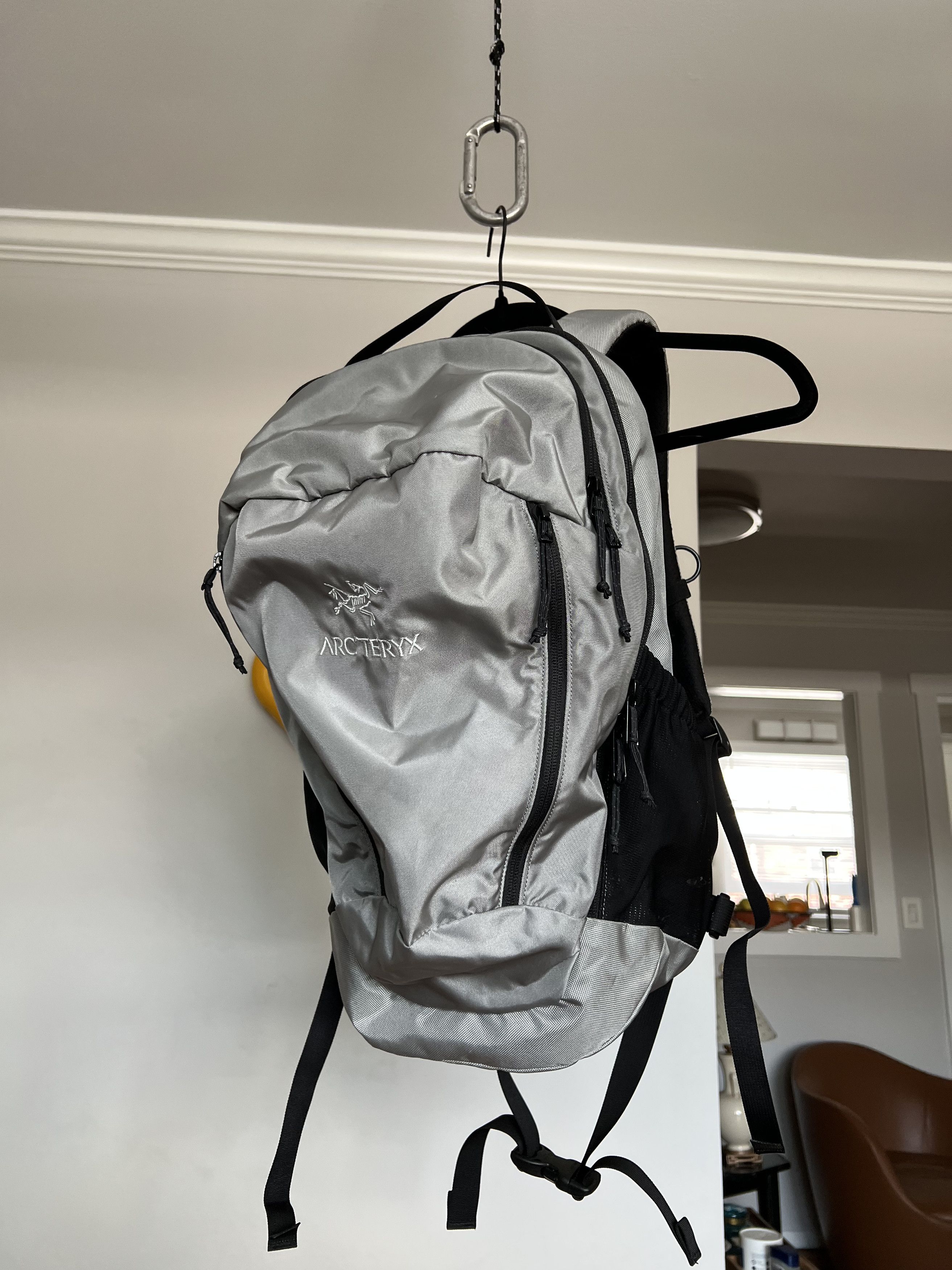 Arc'teryx Arc'teryx Mantis 26L Backpack RARE Size ONE SIZE - 6 Thumbnail