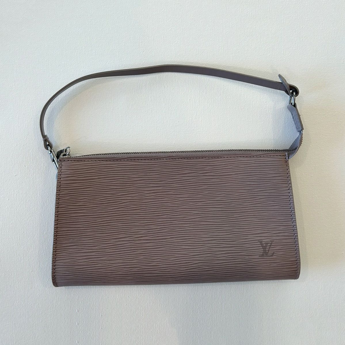 Louis Vuitton Epi Pochette Accessories 24 Size ONE SIZE - 1 Thumbnail