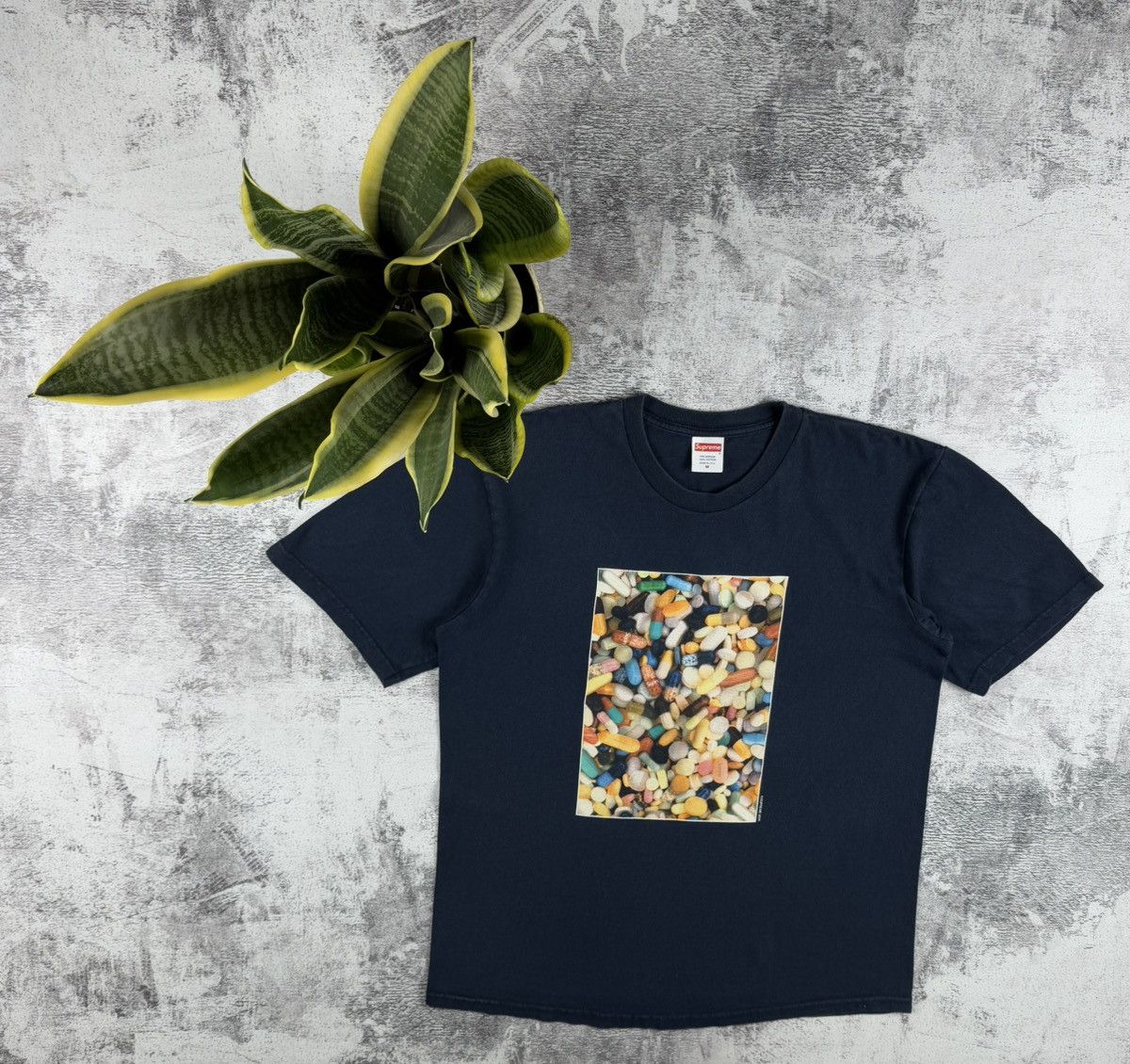 Supreme Supreme Pills FW20 Art 2020 Rap Baggy Relaxed T Shirt Tee Size US M / EU 48-50 / 2 - 1 Thumbnail