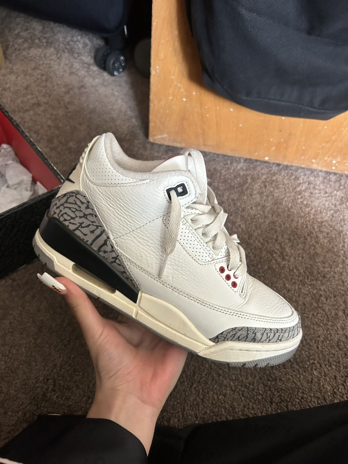 Jordan Brand × Nike Air Jordan 3 Retro Size US 5 / EU 37 - 8 Thumbnail