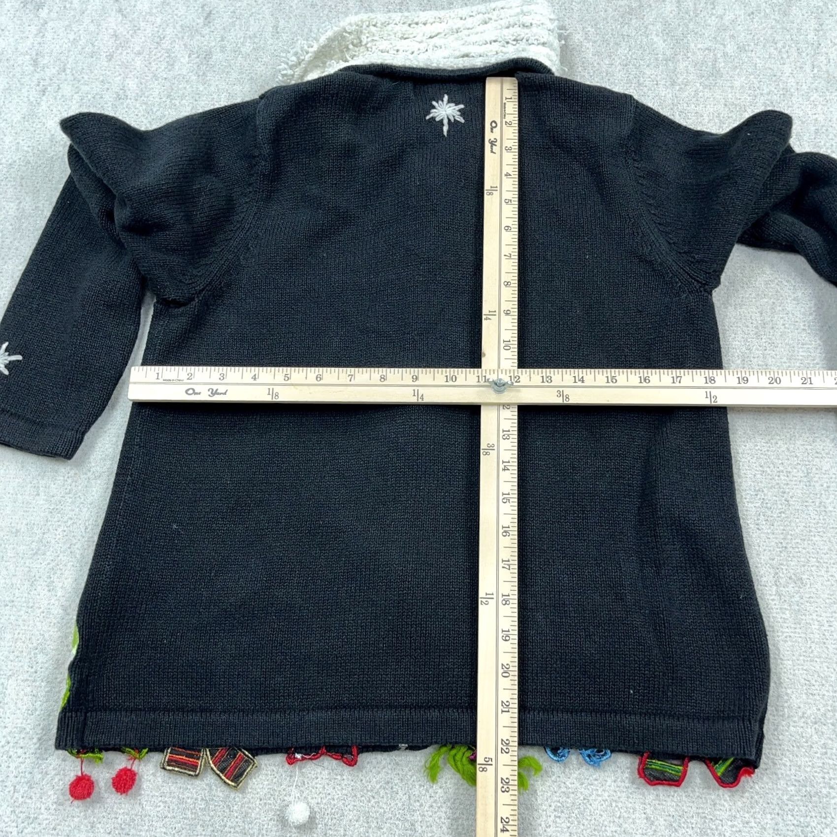 Vintage VINTAGE Christmas Cardigan Sweater Women M Black Winter Snowman Snowflakes Embroidered Full Zip 90s Holiday Retro Cardigan Size M / US 6-8 / IT 42-44 - 6 Thumbnail