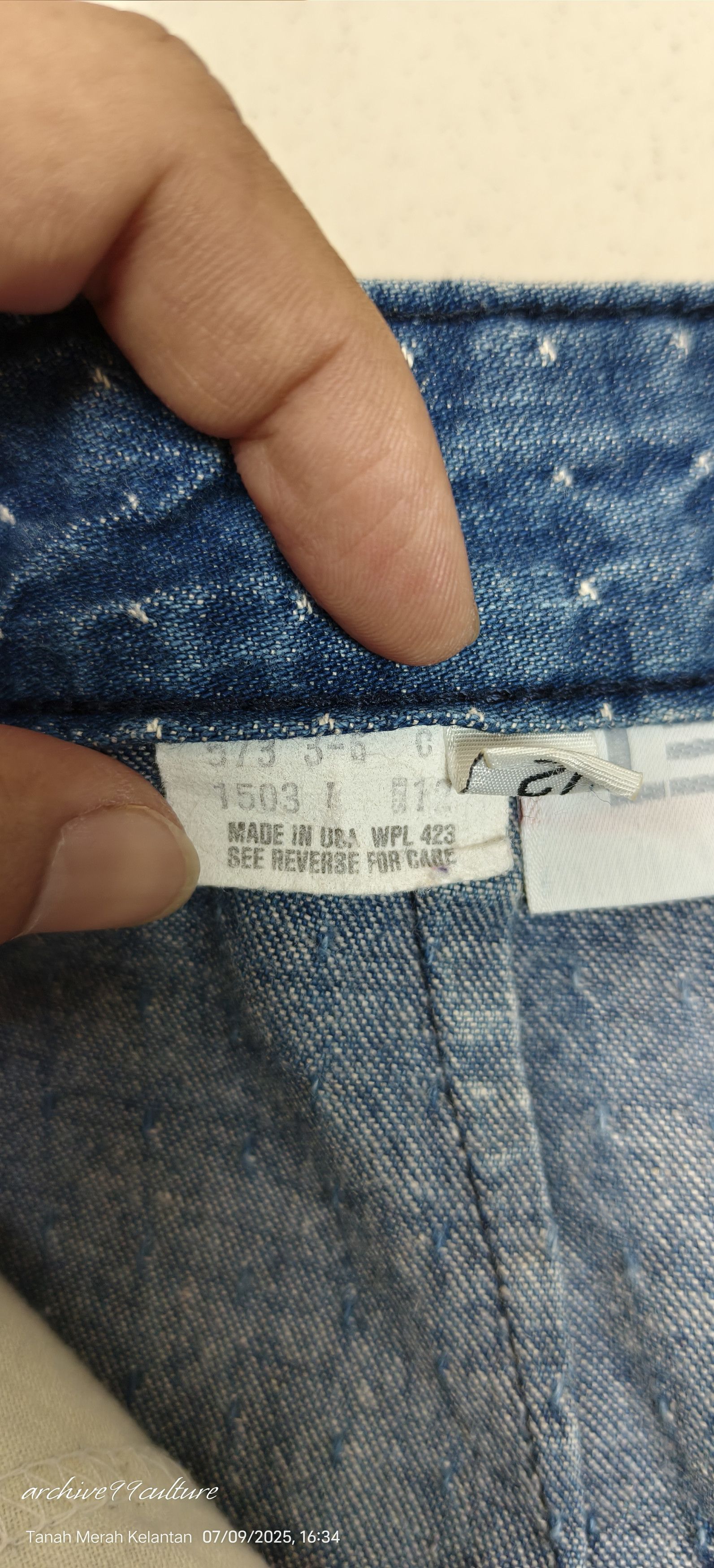 Levi's Vintage 90's Levi's Misses Snow high rise tapered jeans Size 28" / US 6 / IT 42 - 8 Thumbnail