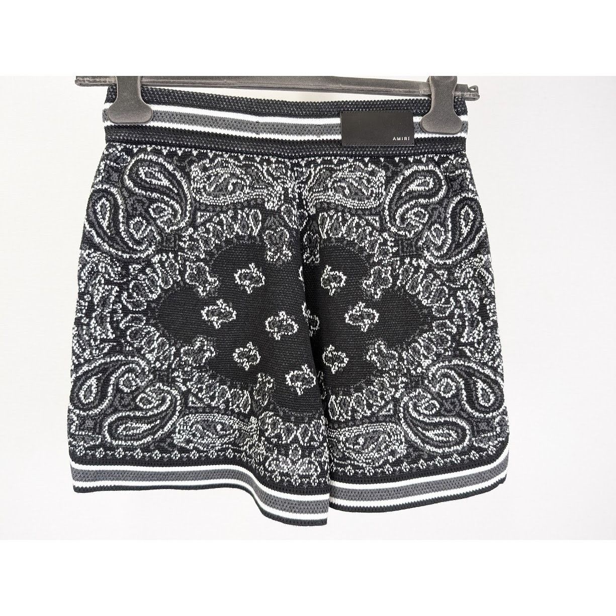 Amiri o1rshd1 Bandana B-Ball Shorts in Black/Grey Size US 28 / EU 44 - 10 Thumbnail