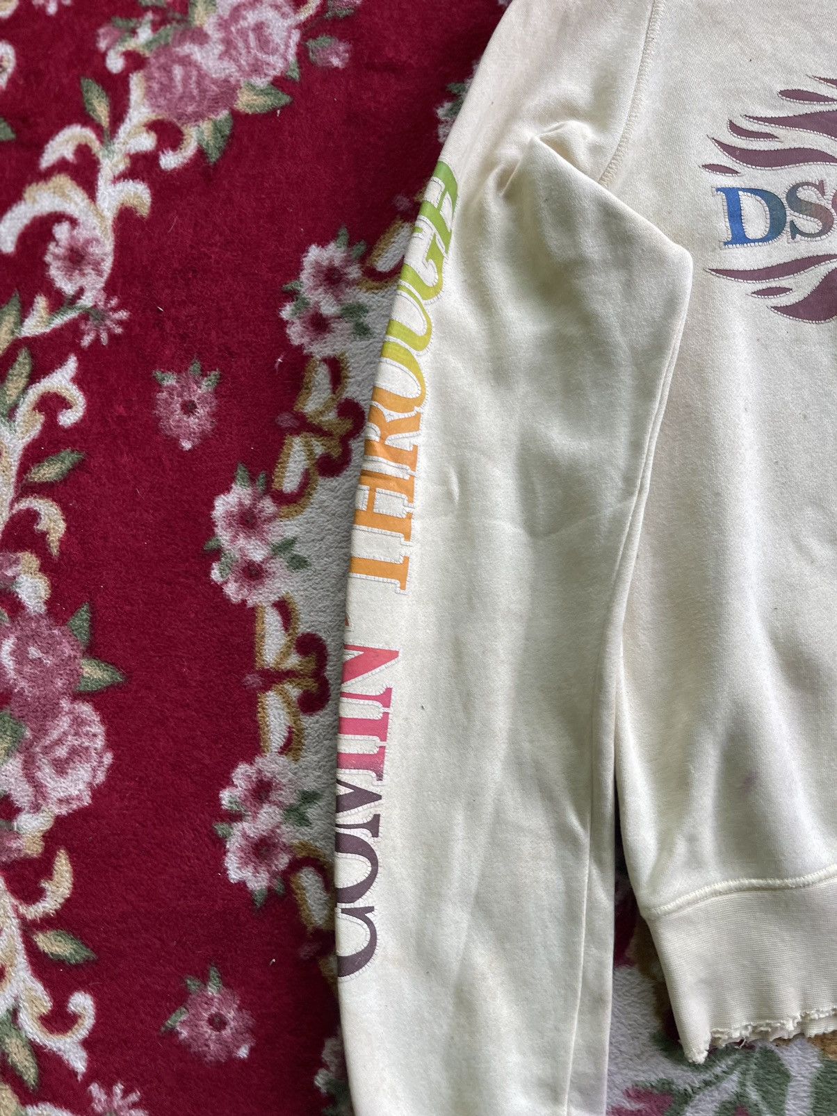 Dsquared2 Dsquared2 Comin Through Like Sunshine Distressed Sweatshirt Size US S / EU 44-46 / 1 - 5 Thumbnail