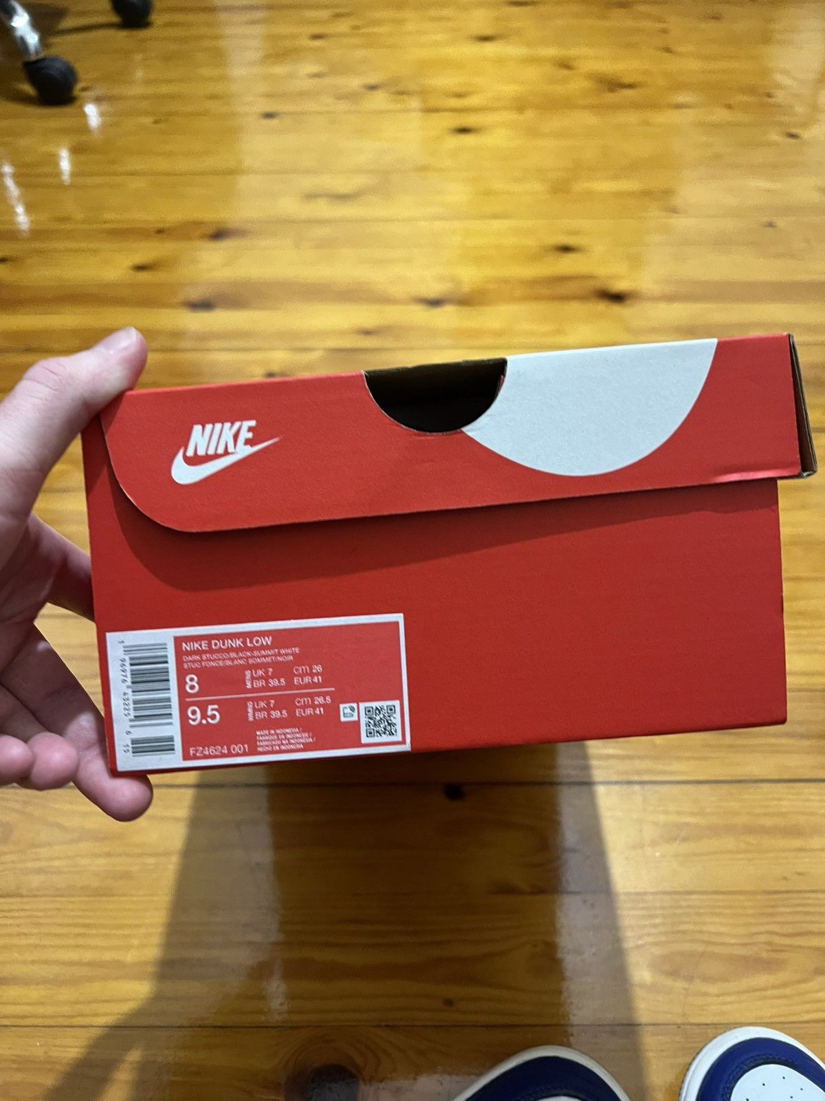 Jordan Brand × Nike Rare Nike Air Jordan 1 High Retro Gold Medal Size US 8 / EU 41 - 11 Thumbnail