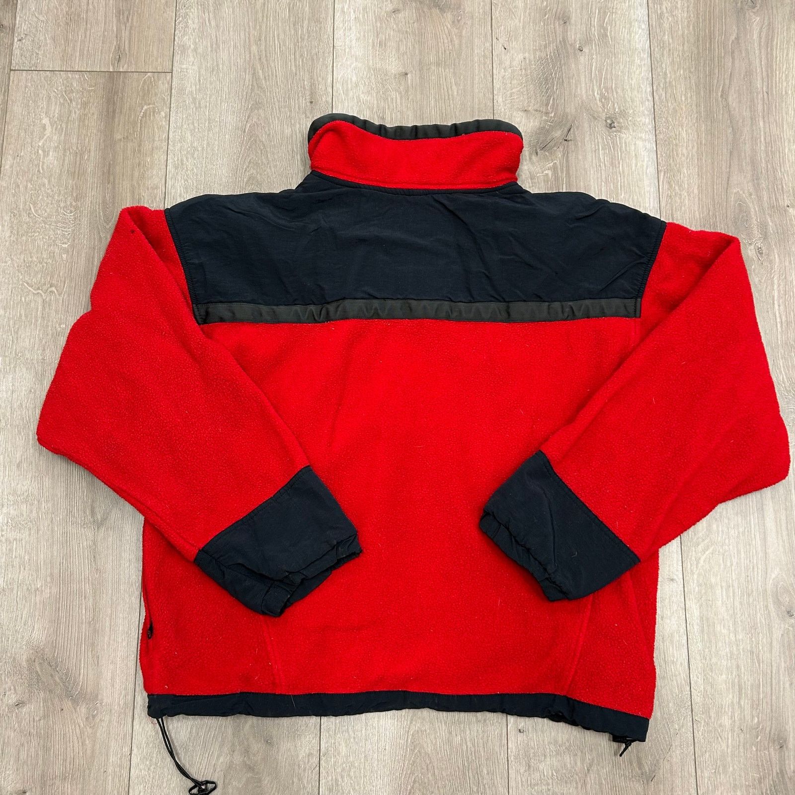The North Face vintage The North Face red black fleece pullover jacket Size US L / EU 52-54 / 3 - 7 Thumbnail