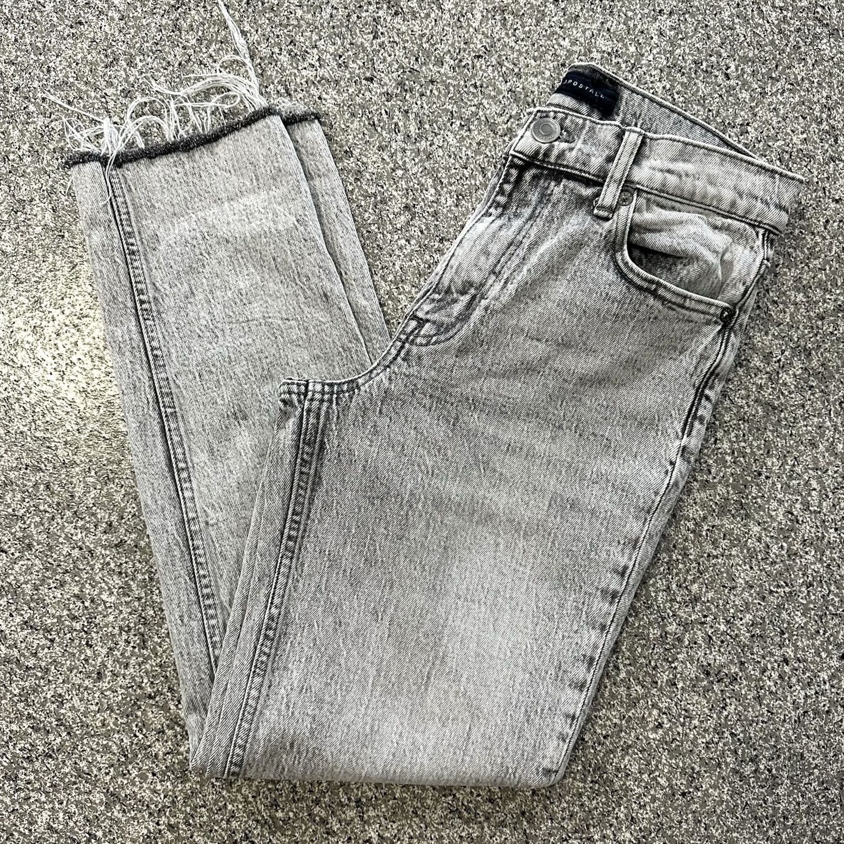 Vintage Aeropostale Jeans Women 2 26x28 High Rise Mom Jean Aero Raw Hem Gray Size 26" / US 2 / IT 38 - 2 Thumbnail