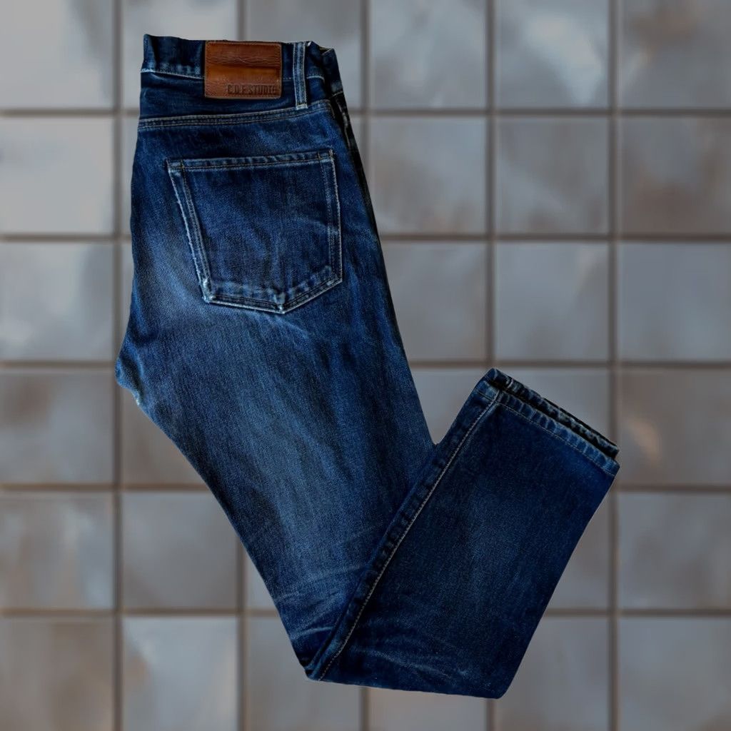 Vintage COF Studio Jeans 32 Blue Dark Wash Minimalist Workwear Slim Denim Cotton 5-Pocket USA Western Mens Jeans Size US 32 / EU 48 - 1 Thumbnail