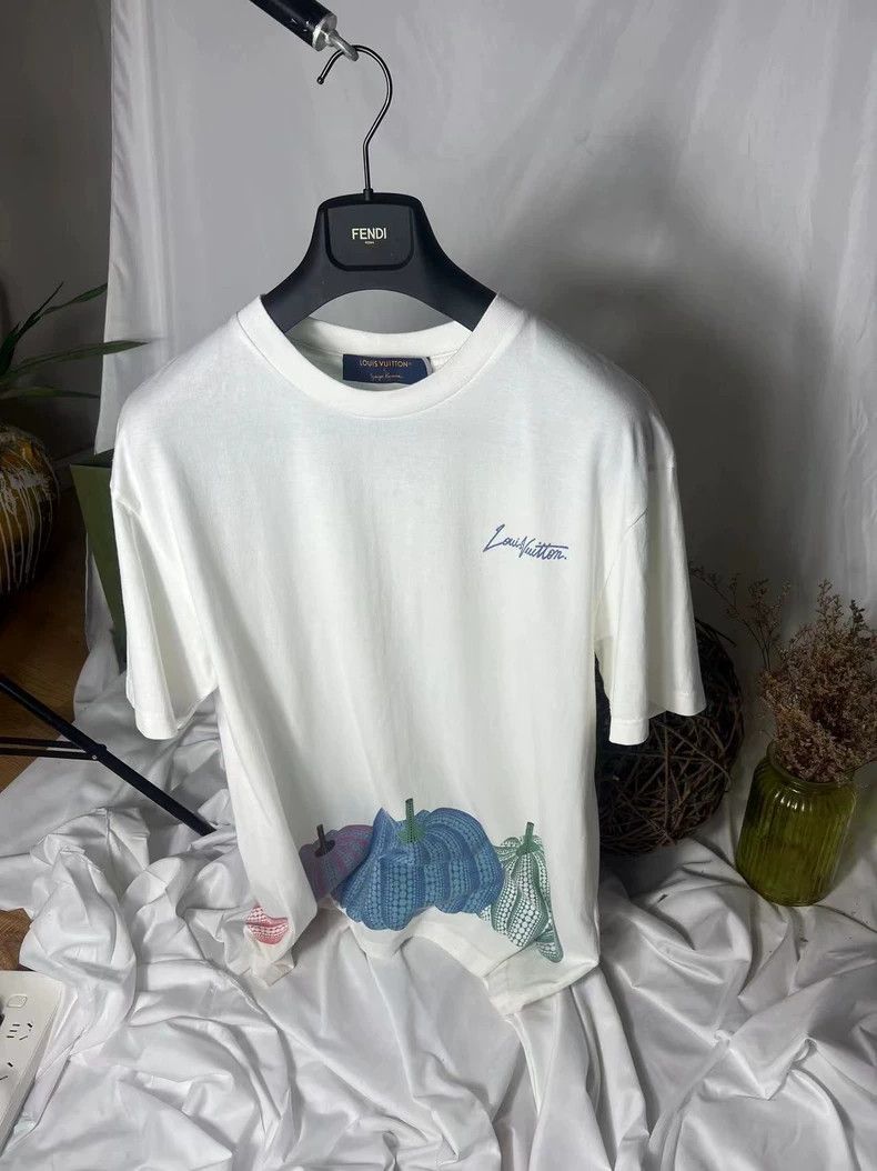 Louis Vuitton Louis Vuitton SS23 Logo Pumpkin Print Crew Neck Short Sleev Size US L / EU 52-54 / 3 - 1 Thumbnail