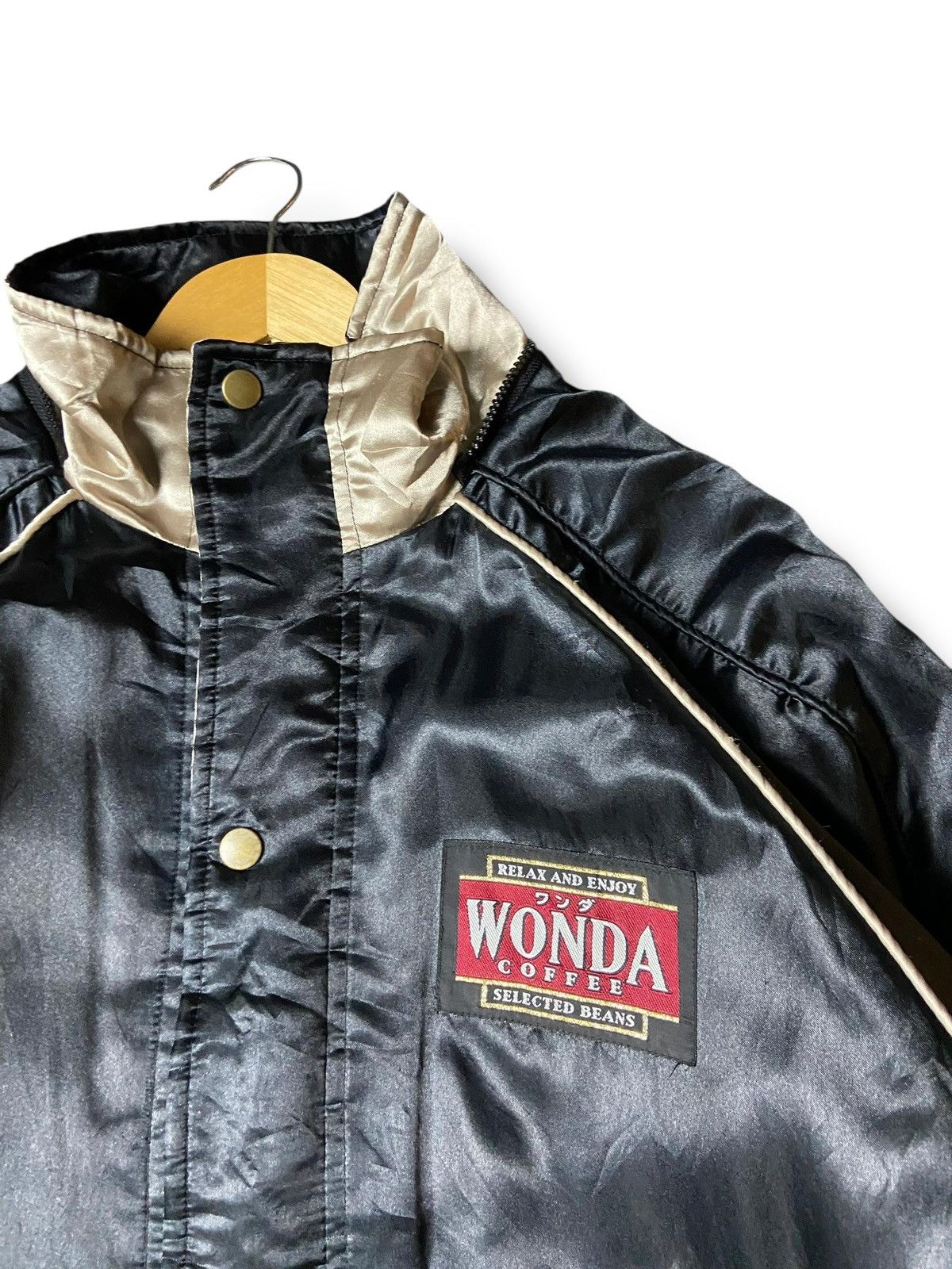 Japanese Brand Asahi Soft Drinks Wonda Coffee Nylon Jacket (147) Size US M / EU 48-50 / 2 - 7 Thumbnail