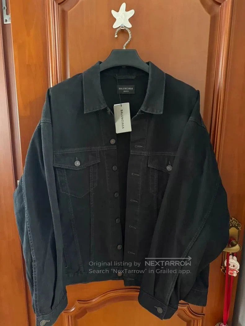 Balenciaga Balenciaga Back Graffiti Logo Denim Jacket. Size US M / EU 48-50 / 2 - 2 Thumbnail