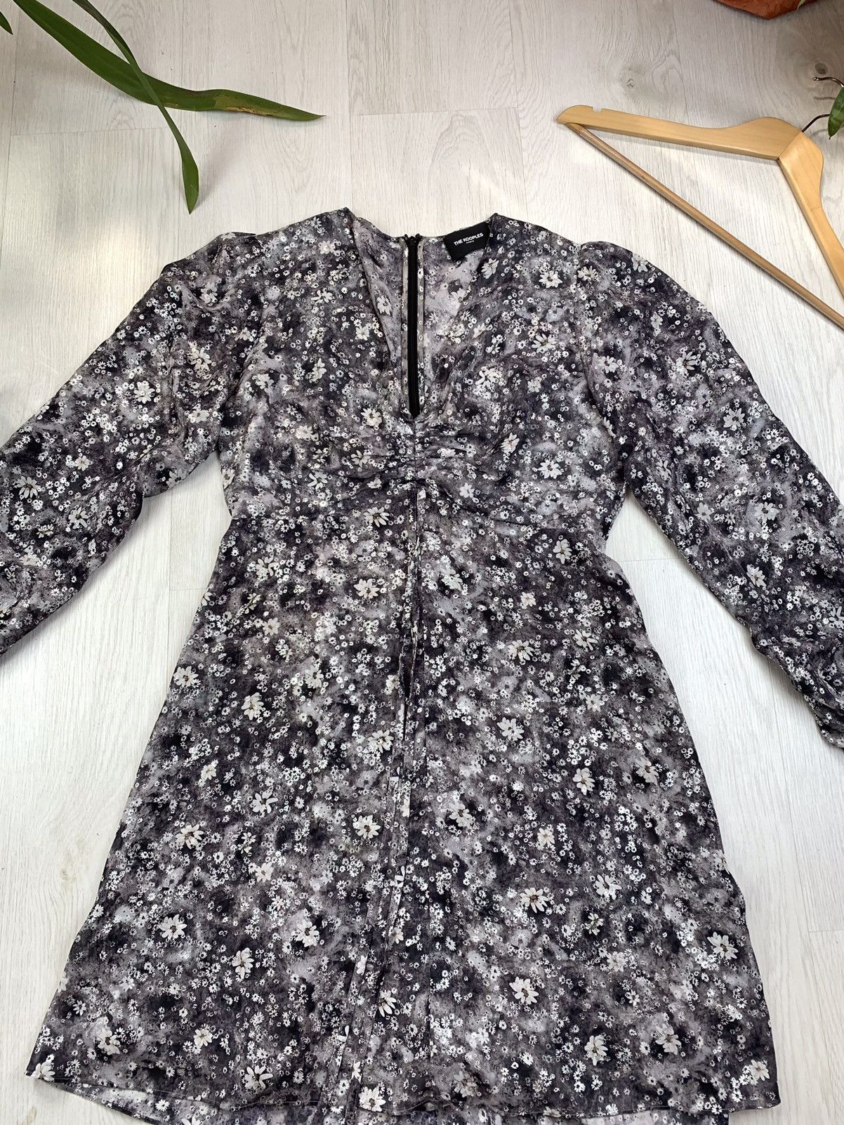 The Kooples THE KOOPLES PARIS Floral Print V-neck Mini Dress Size 4 Size L / US 10 / IT 46 - 2 Thumbnail