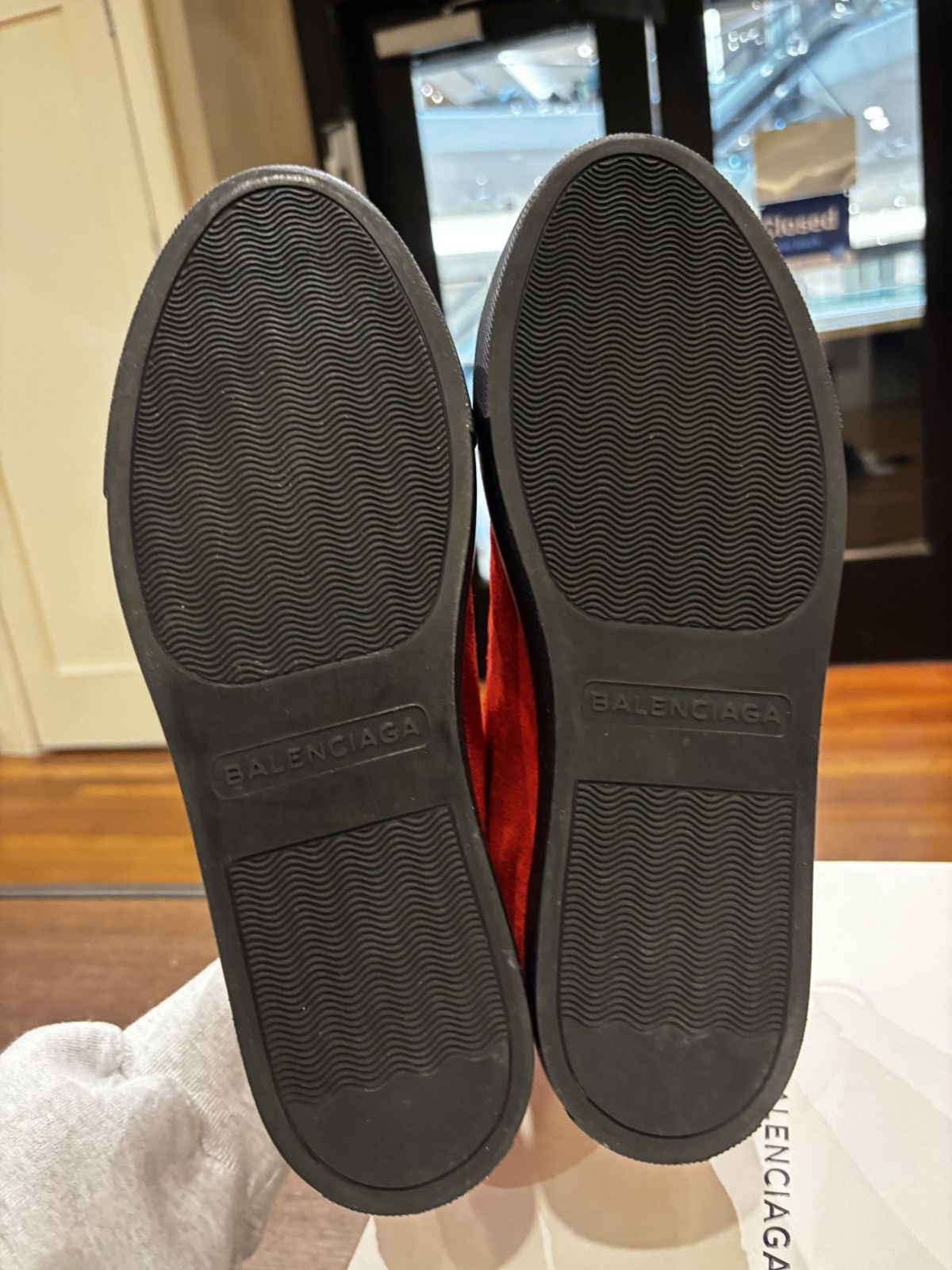 Balenciaga Balenciaga Arena Suede Red Size US 7 / EU 40 - 5 Thumbnail