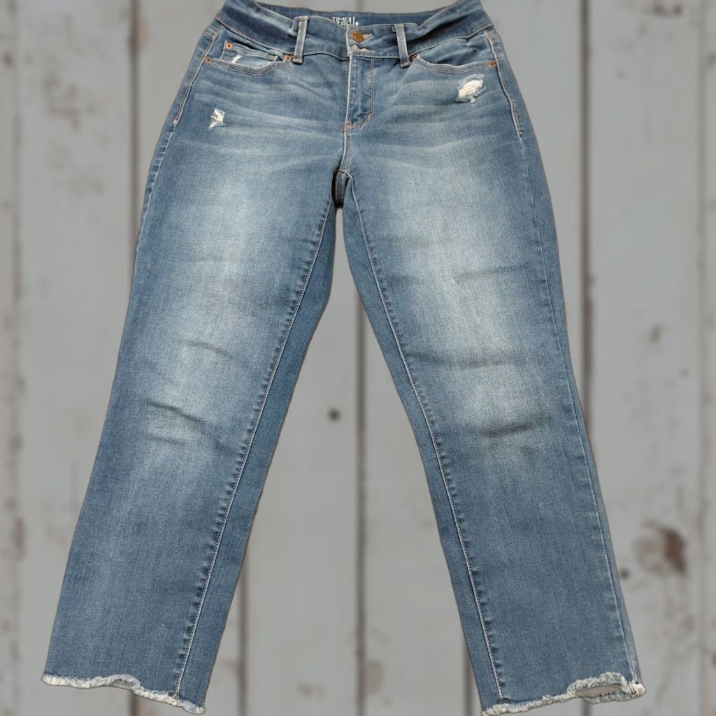 Vintage Time And Tru Jeans Women’s Size 8 Blue Mid Rise Straight Raw Hem Medium Wash EUC Jeans Refined Title Size 30" / US 8 / IT 44 - 1 Thumbnail