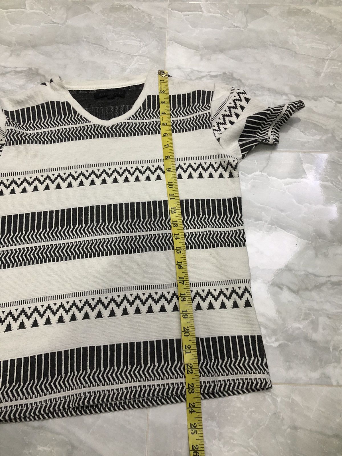 In The Attic in the attic Textured Zigzag Knit Tee Size US S / EU 44-46 / 1 - 13 Thumbnail