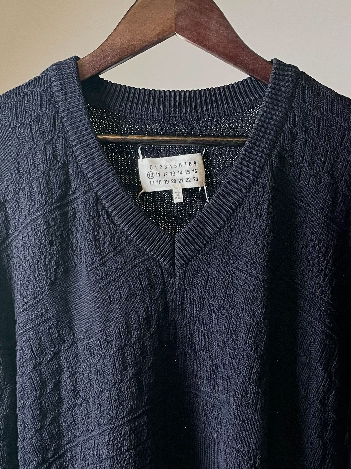 Maison Margiela V-neck jacquard sweater 2501-Nextarrow