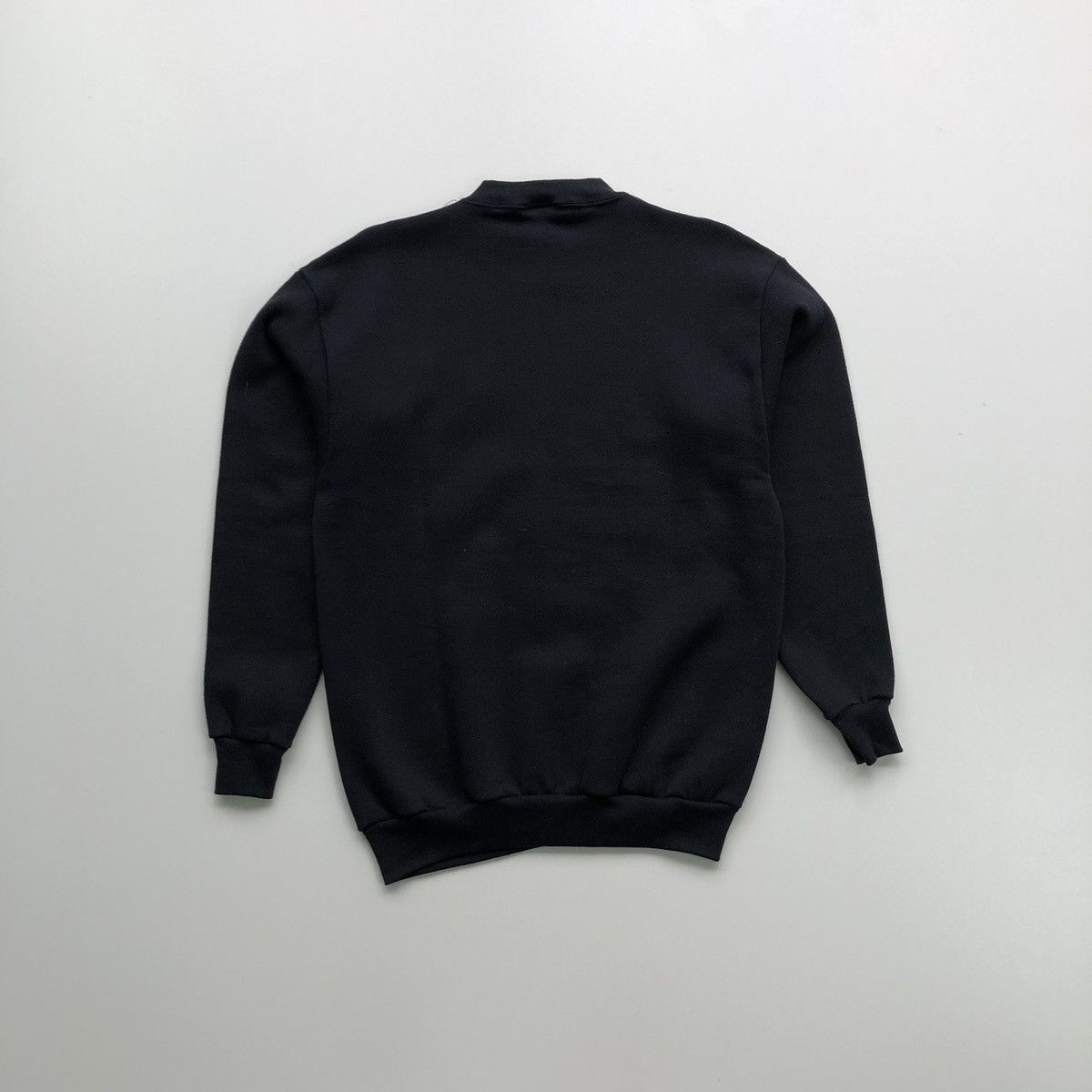 Vintage Tultex MIIB 2002 Mens in Black Movie Vintage 00’s Sweatshirt Size US M / EU 48-50 / 2 - 3 Thumbnail