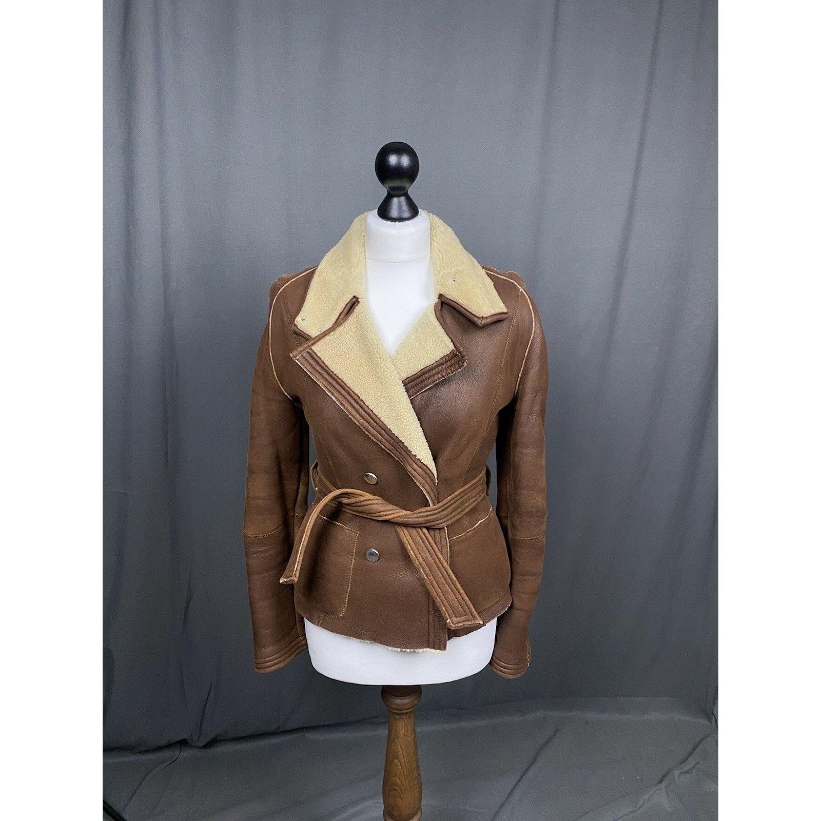 Versace Versus Versace Vintage Brown Shearling Belted Biker Jacket S Size S / US 4 / IT 40 - 1 Thumbnail