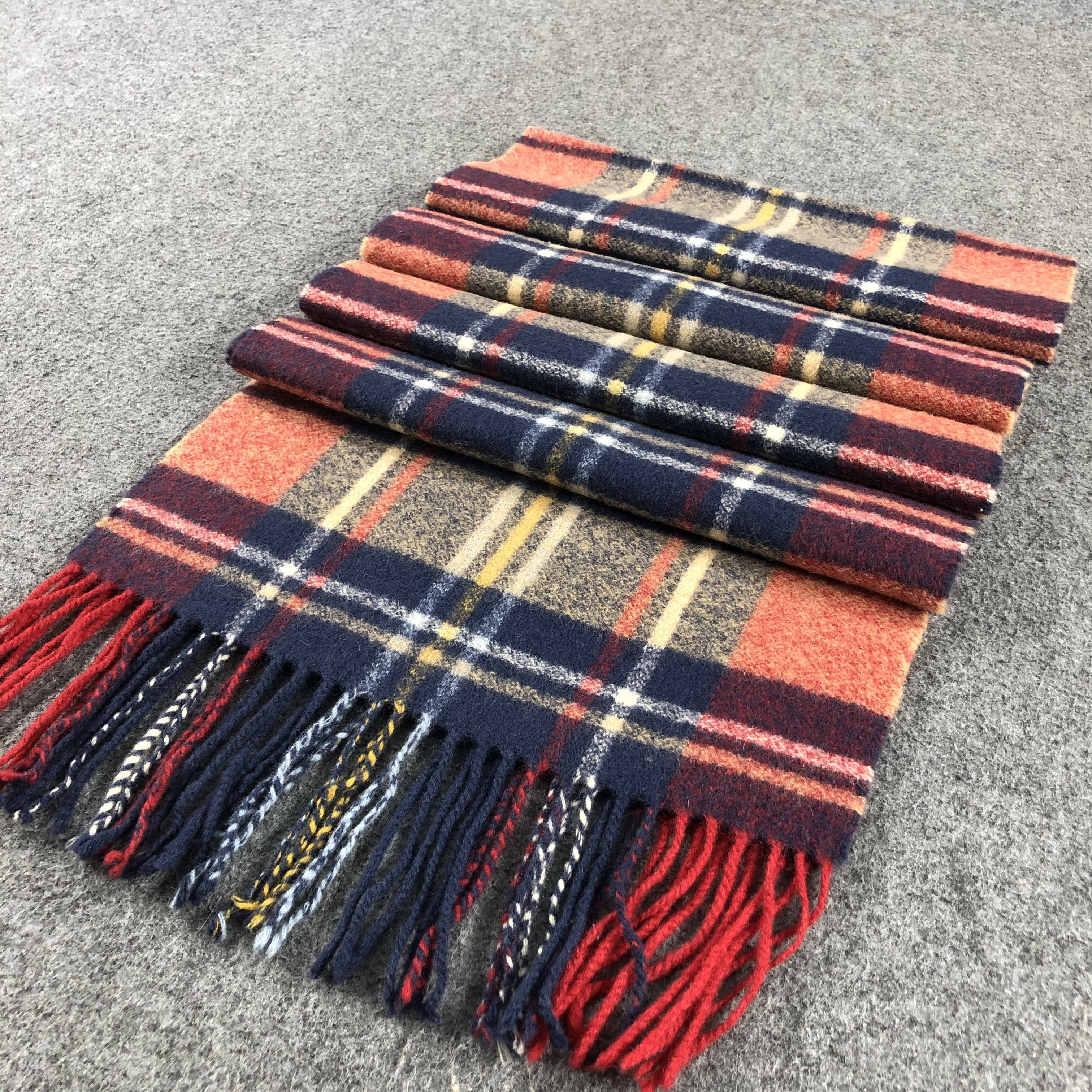 McGregor McGregor Tartan Wool Scarf Muffler Wool V987 Size ONE SIZE - 3 Thumbnail