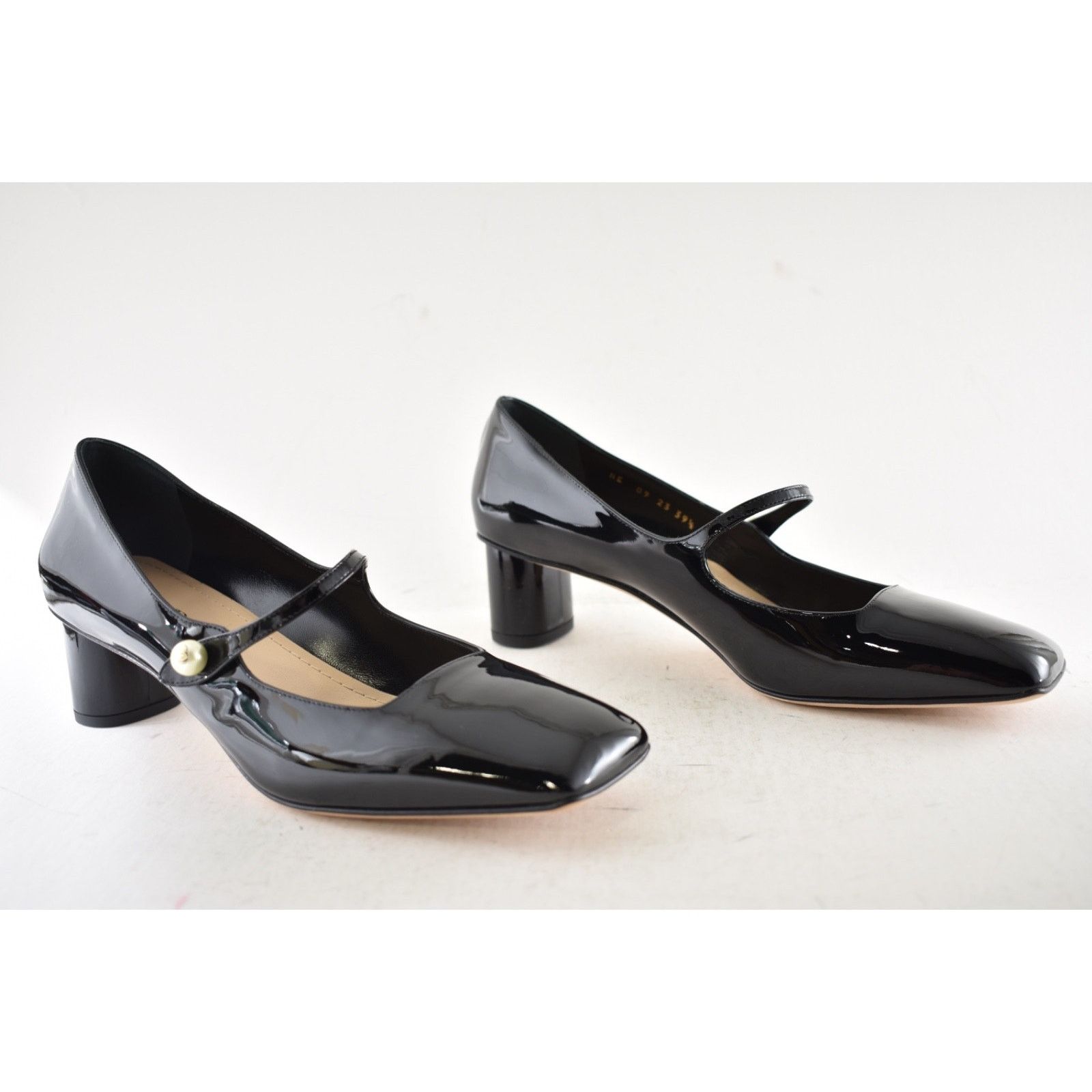 Dior Christian Dior Jolie Black Patent Maryjane Pearl Pump 39.5 Size US 9.5 / IT 39.5 - 4 Thumbnail