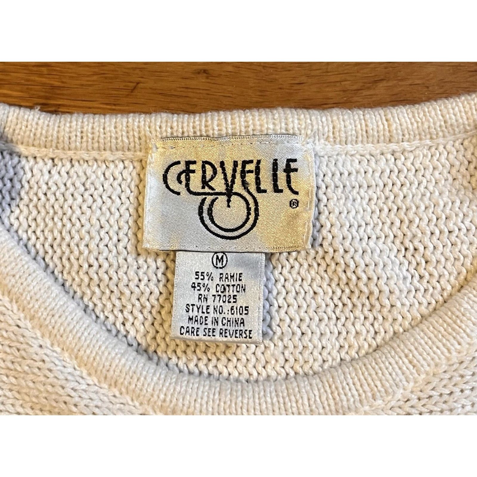 Vintage VINTAGE Cerville Floral Sequined Sweater Women’s M White 80s Sweater Size M / US 6-8 / IT 42-44 - 5 Thumbnail