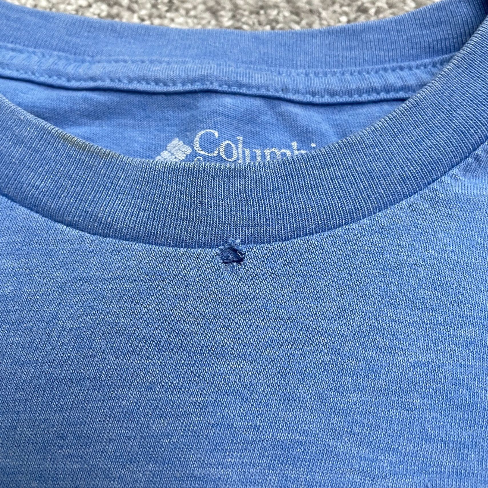 Vintage Columbia T-Shirt Men Small Blue Crew Neck Short Sleeve Casual Tee Top Mens Regular Size S Size US S / EU 44-46 / 1 - 4 Thumbnail