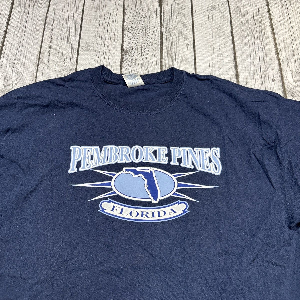 Gildan × Vintage Vintage Pembroke Pines Florida tee Size US XL / EU 56 / 4 - 3 Thumbnail