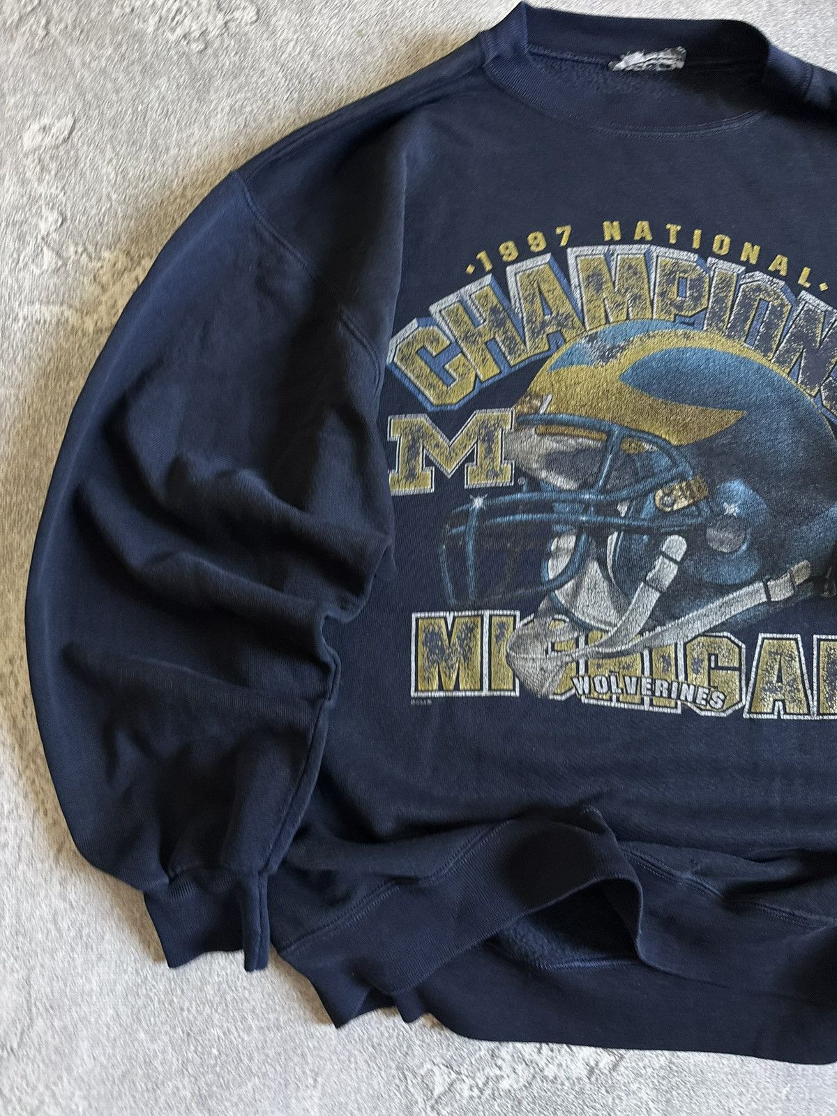 Vintage 90s Retro Champions Michigan 1987 national sweatshirts vntg Size US L / EU 52-54 / 3 - 3 Thumbnail