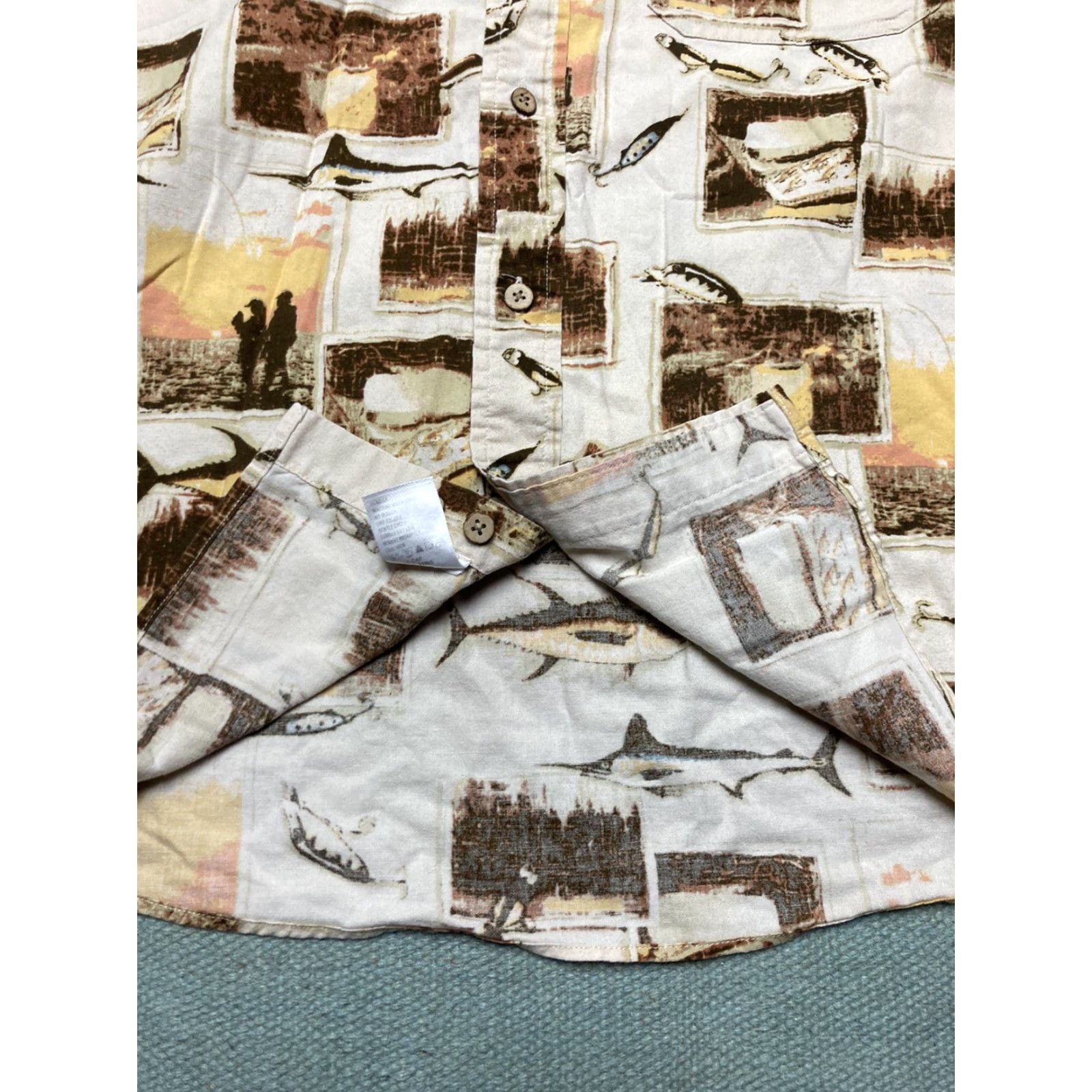 Vintage VINTAGE Woolrich Button Shirt All Over Print Fish Short Sleeve Cotton Outdoor Medium Size US M / EU 48-50 / 2 - 3 Thumbnail
