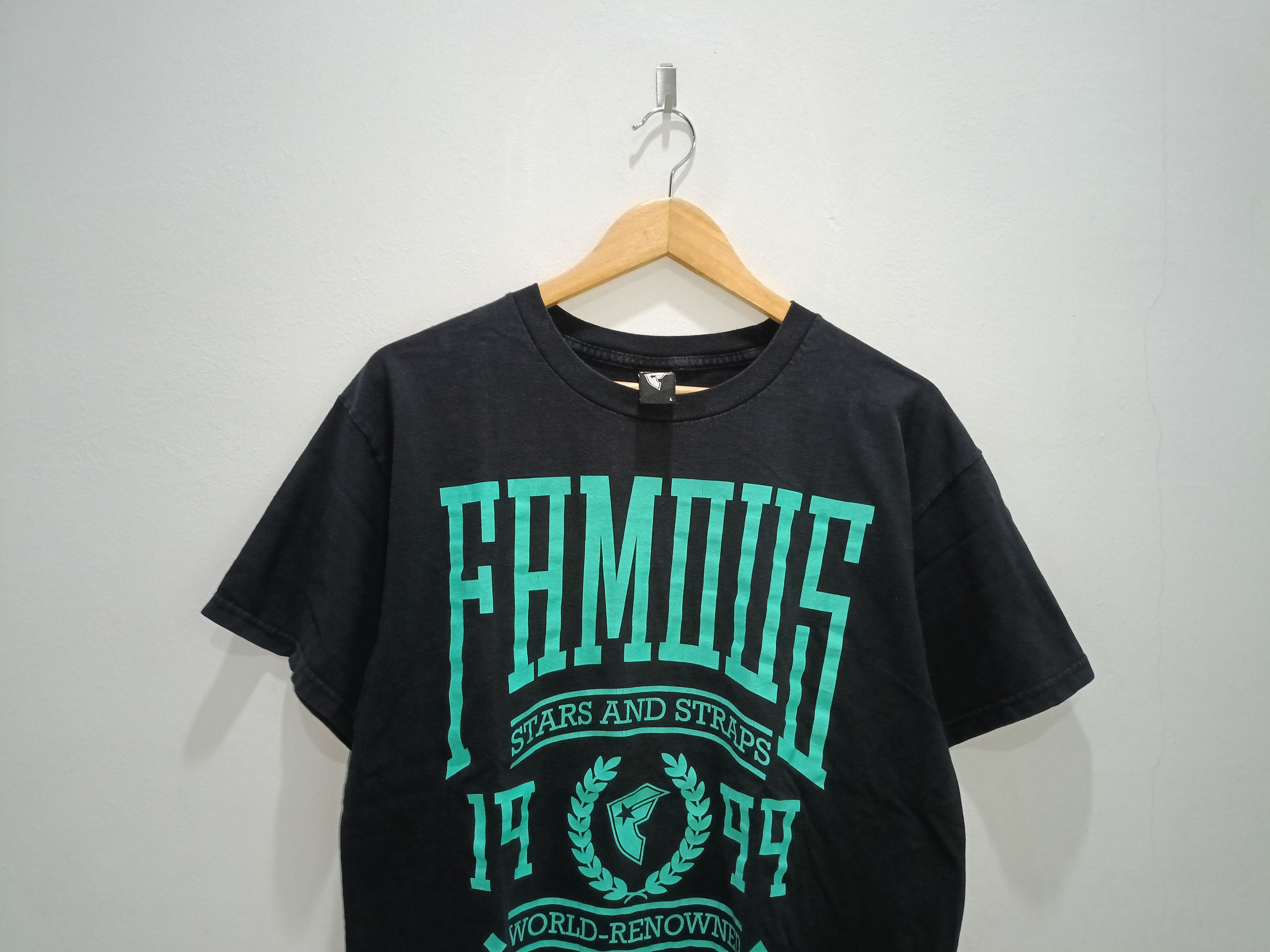 Famous Stars And Straps TSHIRT : FAMOUS STAR AND STRAPS Size US L / EU 52-54 / 3 - 3 Thumbnail