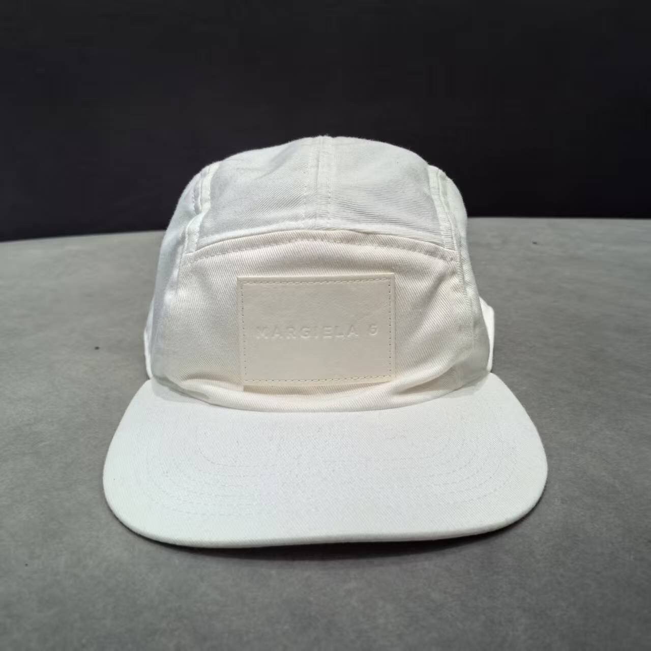 Maison Margiela NWT MM6 logo label cap white unisex Size ONE SIZE - 2 Thumbnail