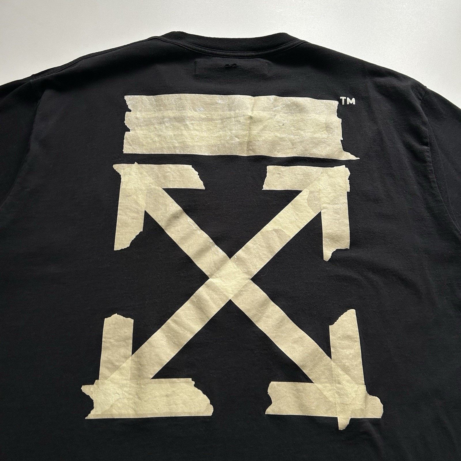 Off-White Off-White T Shirt XL Black Tape Arrows Graphic Virgil Abloh Size US XL / EU 56 / 4 - 4 Thumbnail