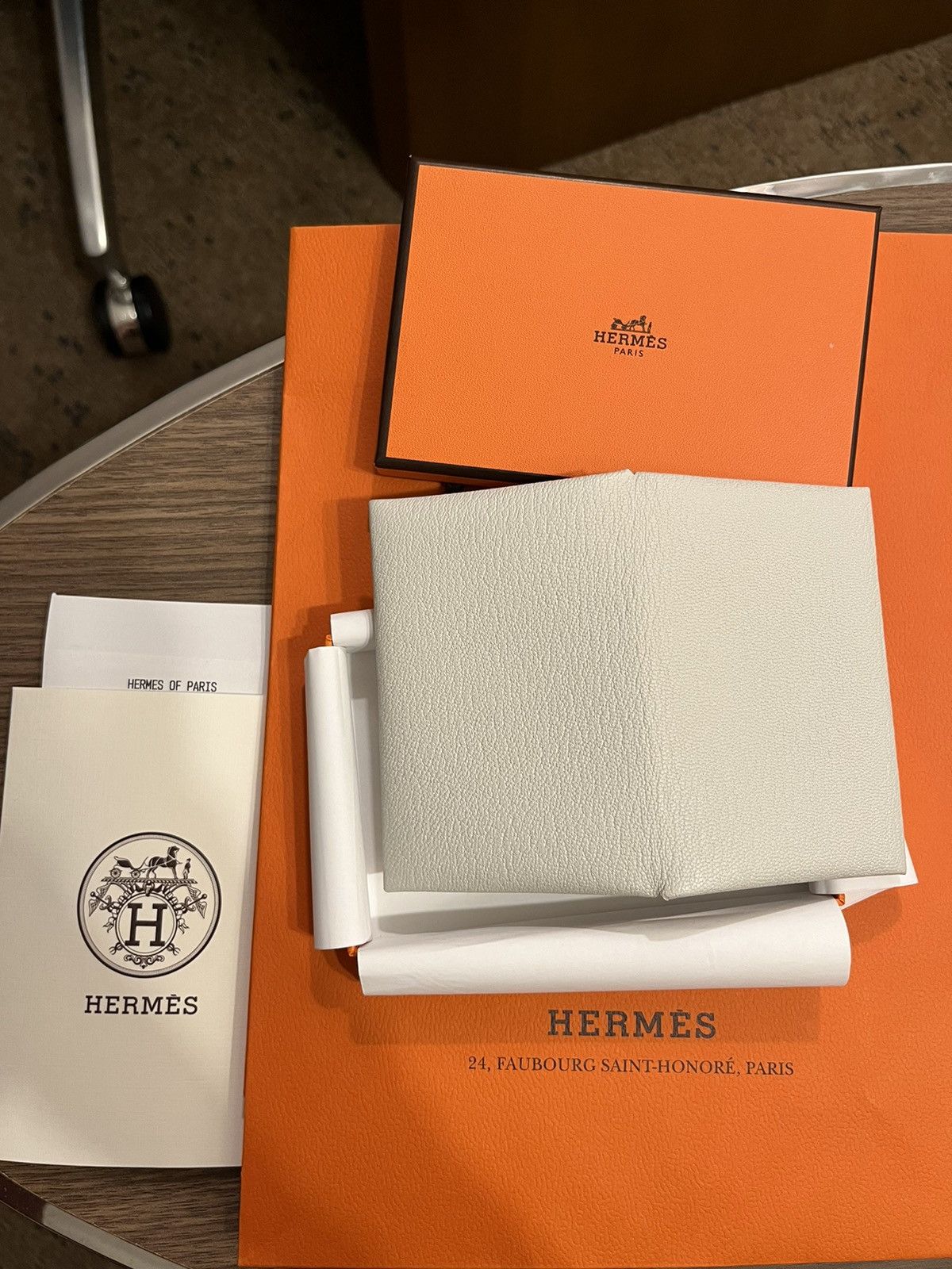 Hermes Super Rare Chèvre Mysore Hermes Calvi Wallet Mushroom Size ONE SIZE - 10 Thumbnail
