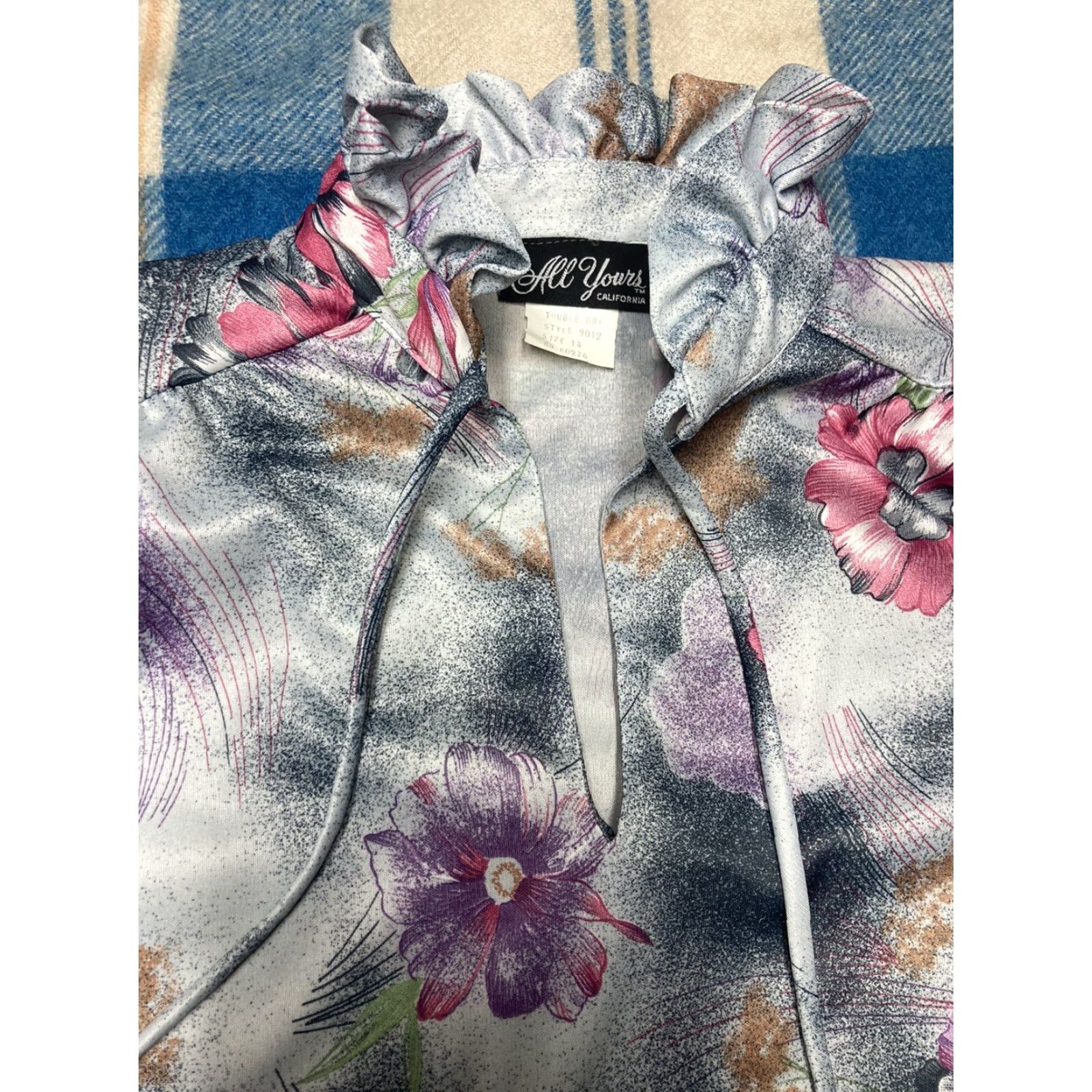 Vintage VINTAGE Blouse Women 14 Deadstock 1970s Floral Polyester California NWT Gray Size XL / US 12-14 / IT 48-50 - 3 Thumbnail