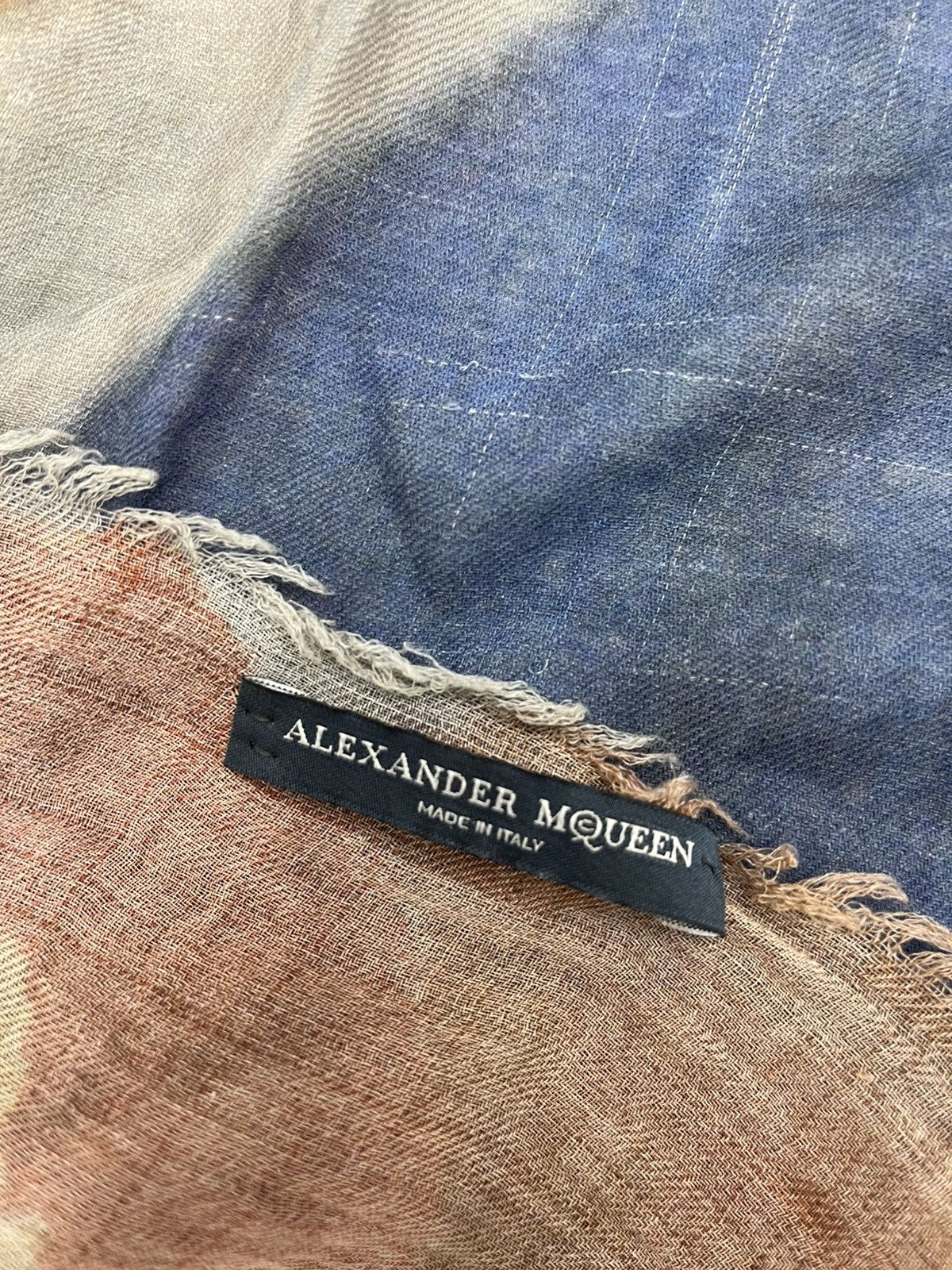 Alexander McQueen Alexander McQueen Happy And Glorious God Save Mcqueen Scarf Size ONE SIZE - 3 Thumbnail