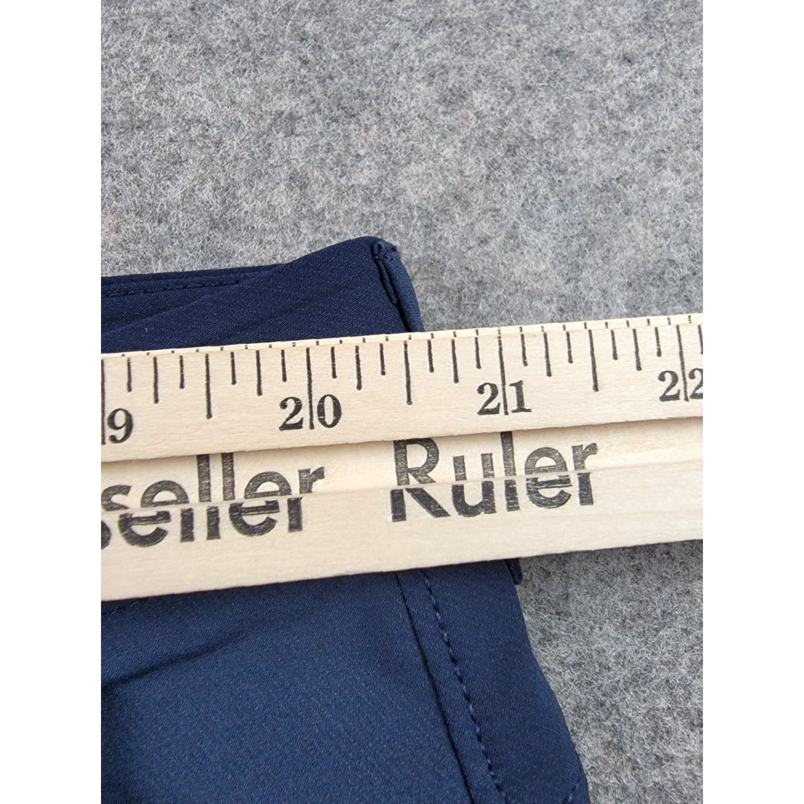 Vintage Public Rec Shorts Mens 40 Blue 8'' Inseam Slash Pockets Casual Athleisure Size US 40 / EU 56 - 4 Thumbnail