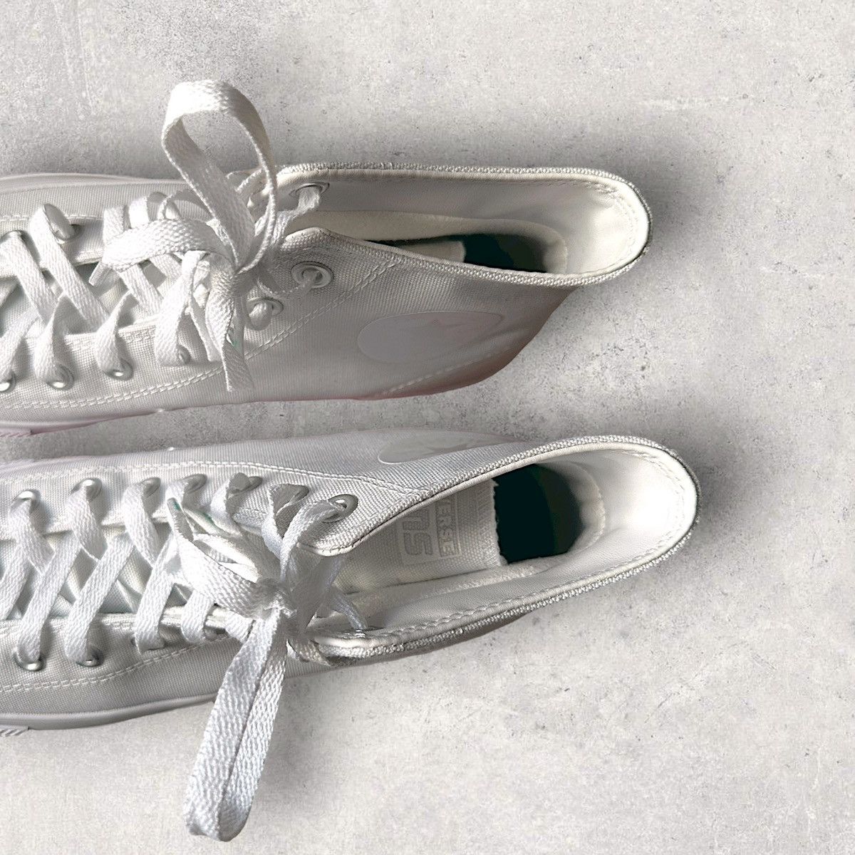 Converse Converse White Out High Tops Size US 10 / EU 43 - 5 Thumbnail