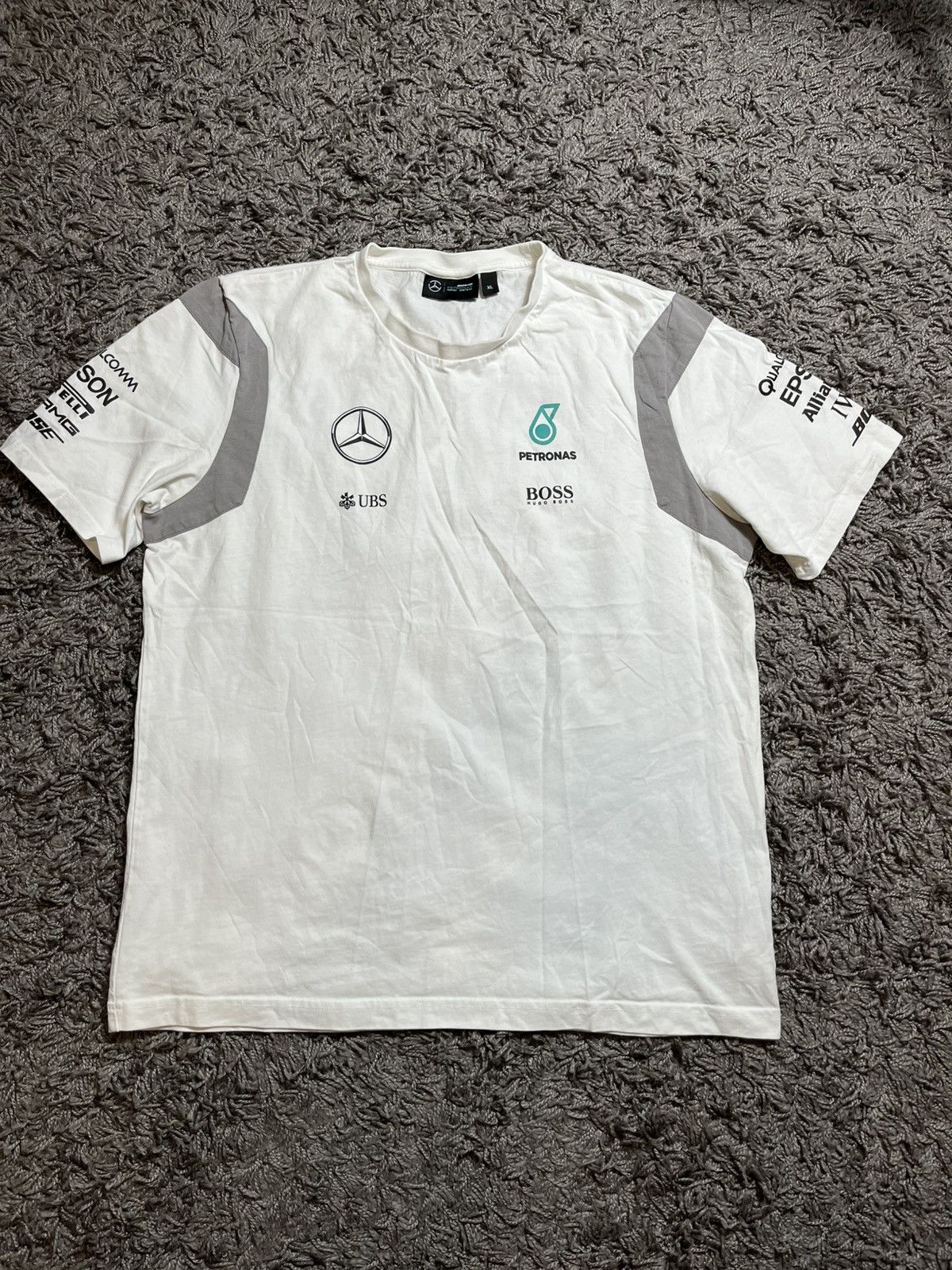 Mercedes-Benz MERCEDES AMG RACING HUGO BOSS PETRONAS COTTON T-SHIRT Size US XL / EU 56 / 4 - 1 Thumbnail
