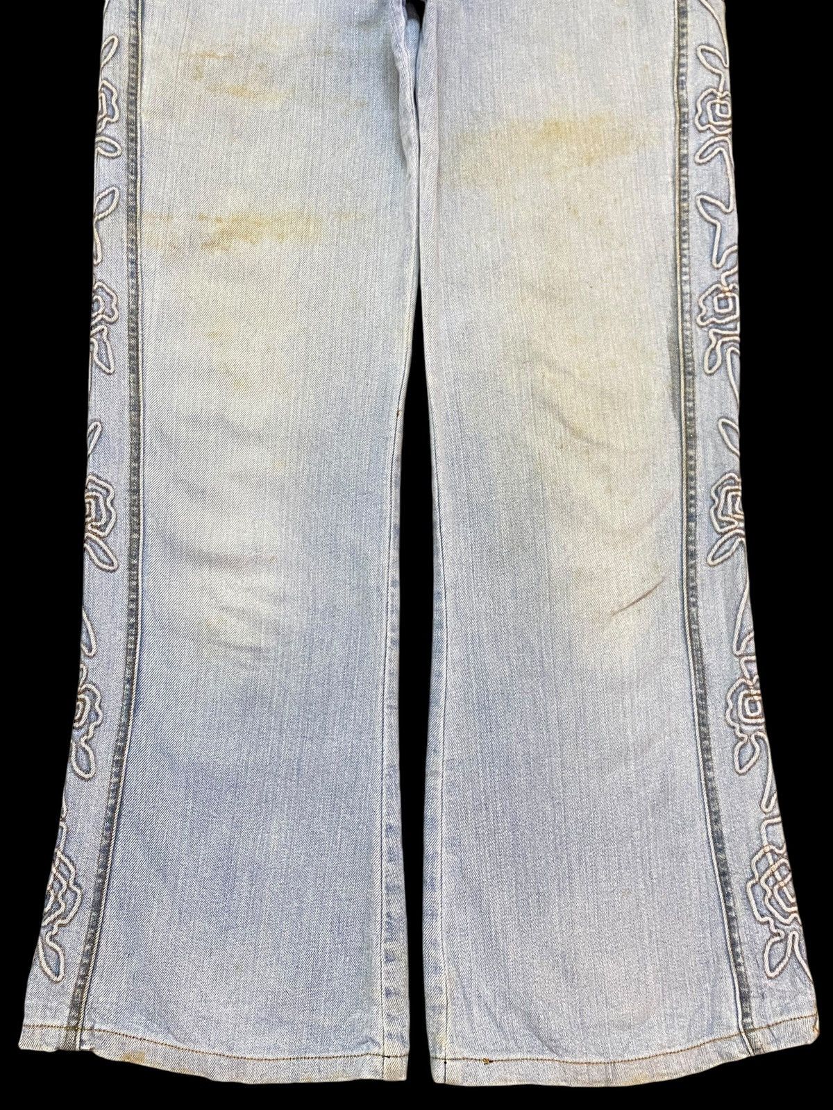 Japanese Brand Vintage Japanese Brands Faded Wash Flare Soft Jeans Size US 29 - 6 Thumbnail