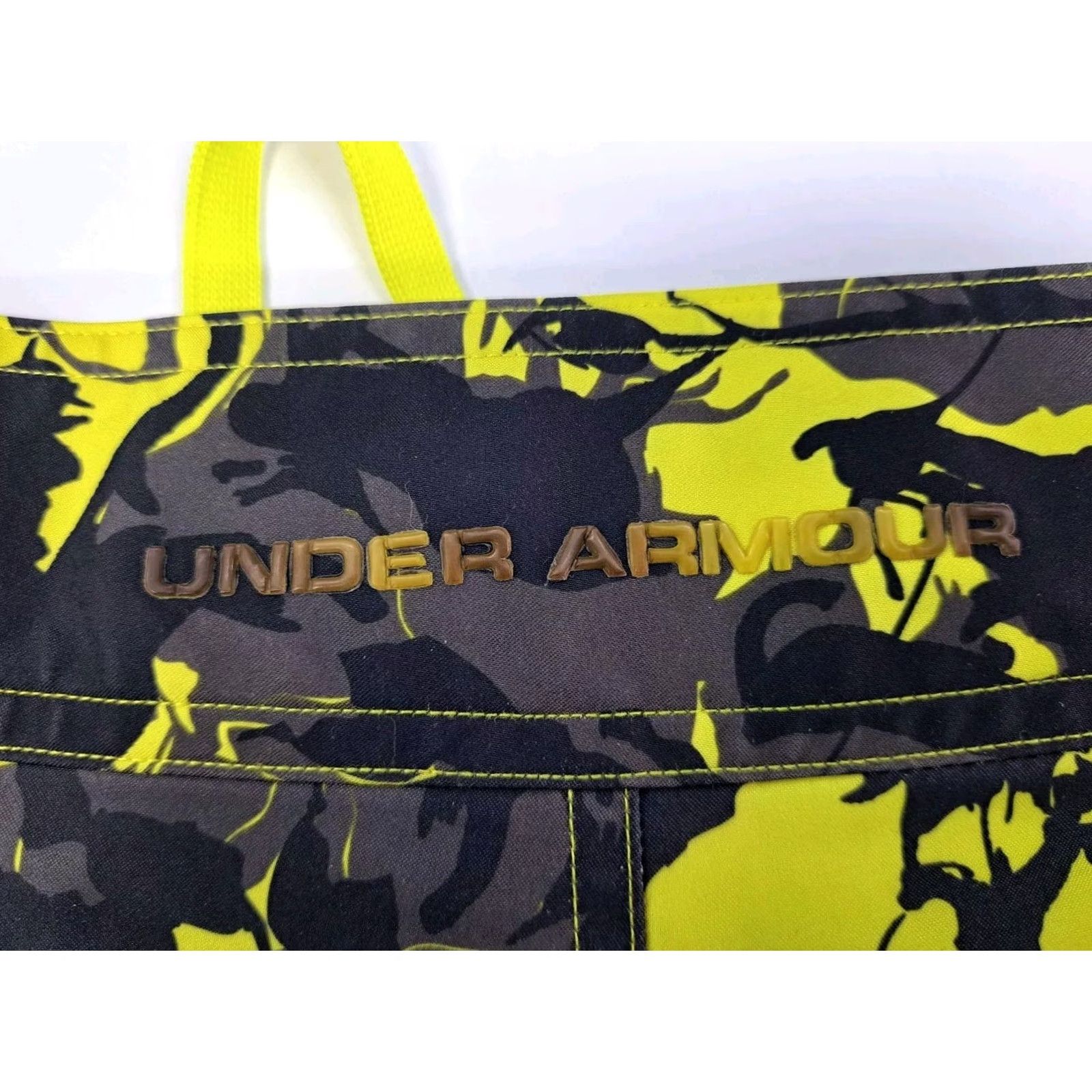 Under Armour Under Armour Mens Boardshorts 40 Black/Yellow Camouflage Polyester Quick Dry Drawstring Side Zip Pocket Beach Surfing Mens Size US 40 / EU 56 - 4 Thumbnail