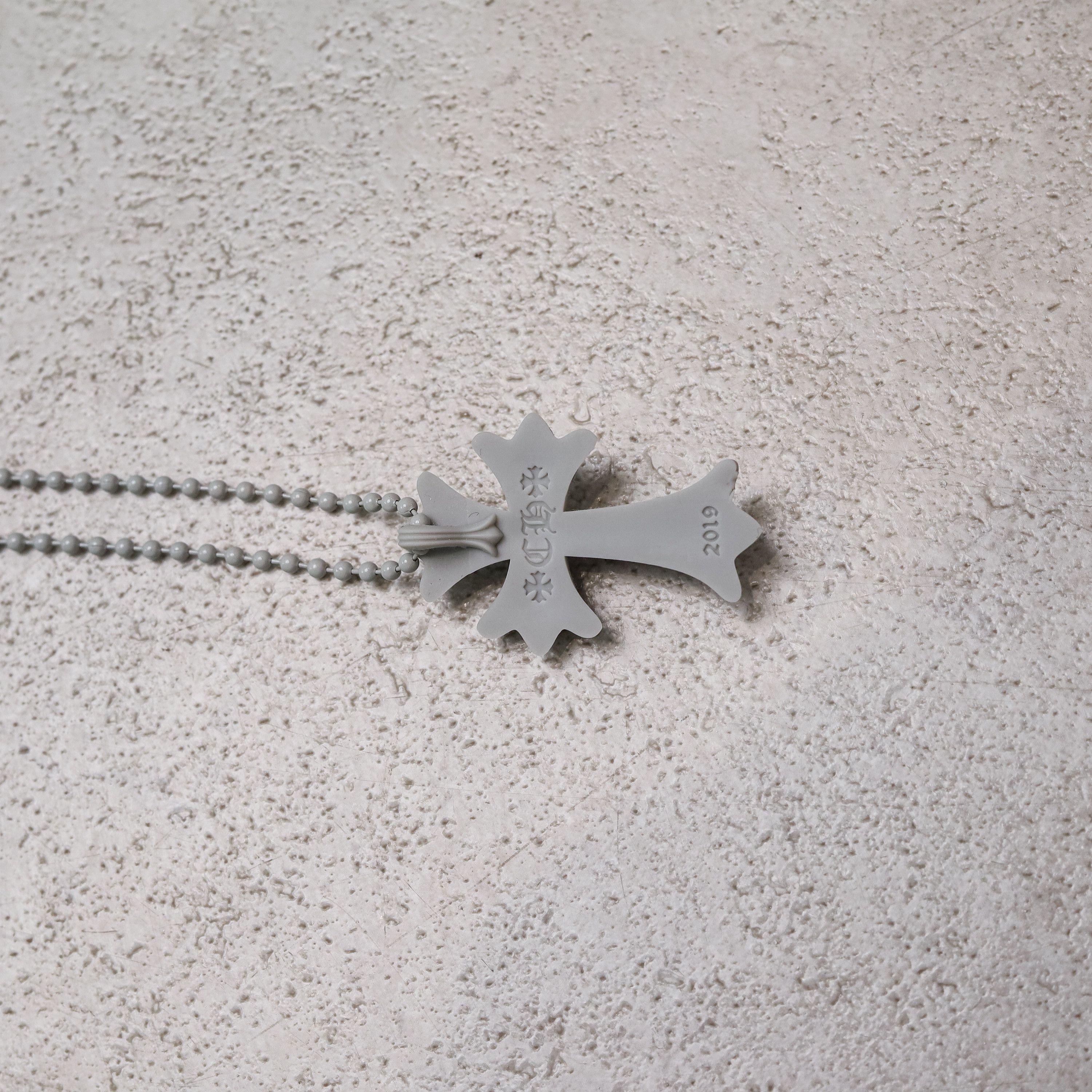 Chrome Hearts Chrome Hearts Silichrome Cross necklace grey Size ONE SIZE - 6 Thumbnail