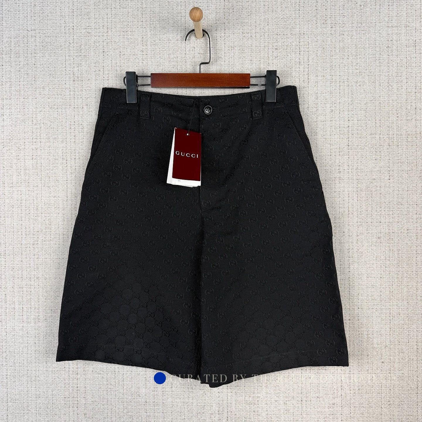 Gucci Canvas Logo Shorts in Black Size US 30 / EU 46 - 1 Thumbnail